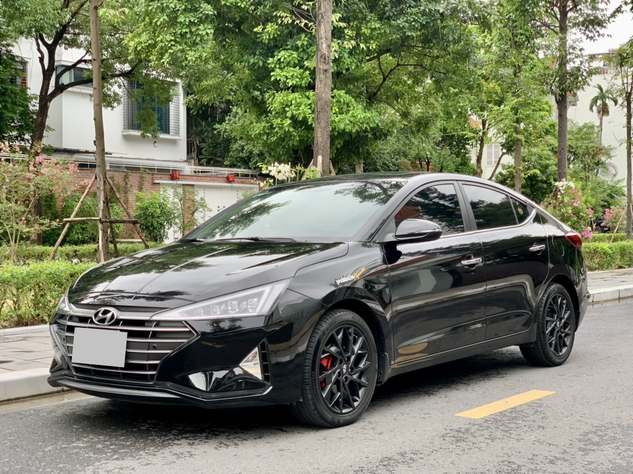 Hyundai Elantra 2.0AT 2020 màu đen (Đã bán)