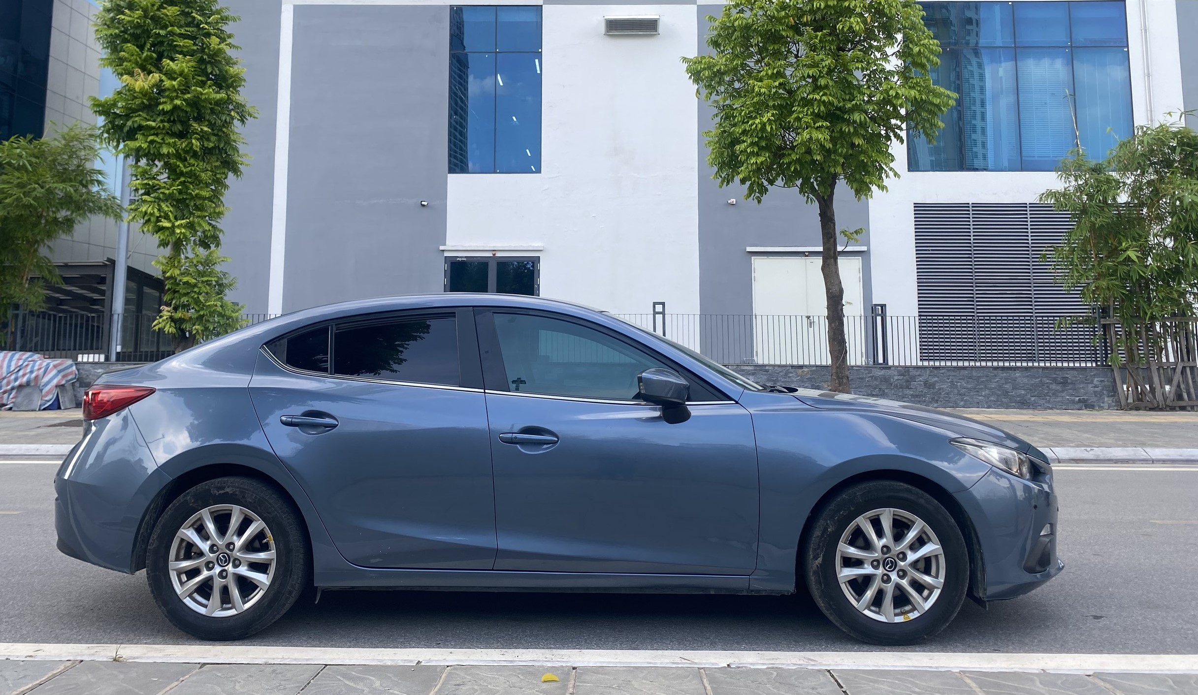 Mazda 3 1.5AT màu xanh 2016 (đã bán)