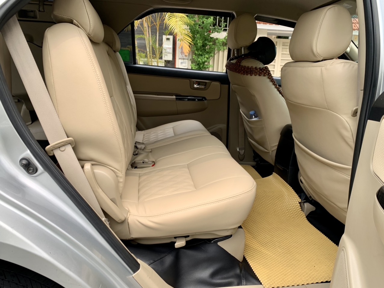 Toyota Fortuner 2.5G 2016 màu bạc (đã bán)