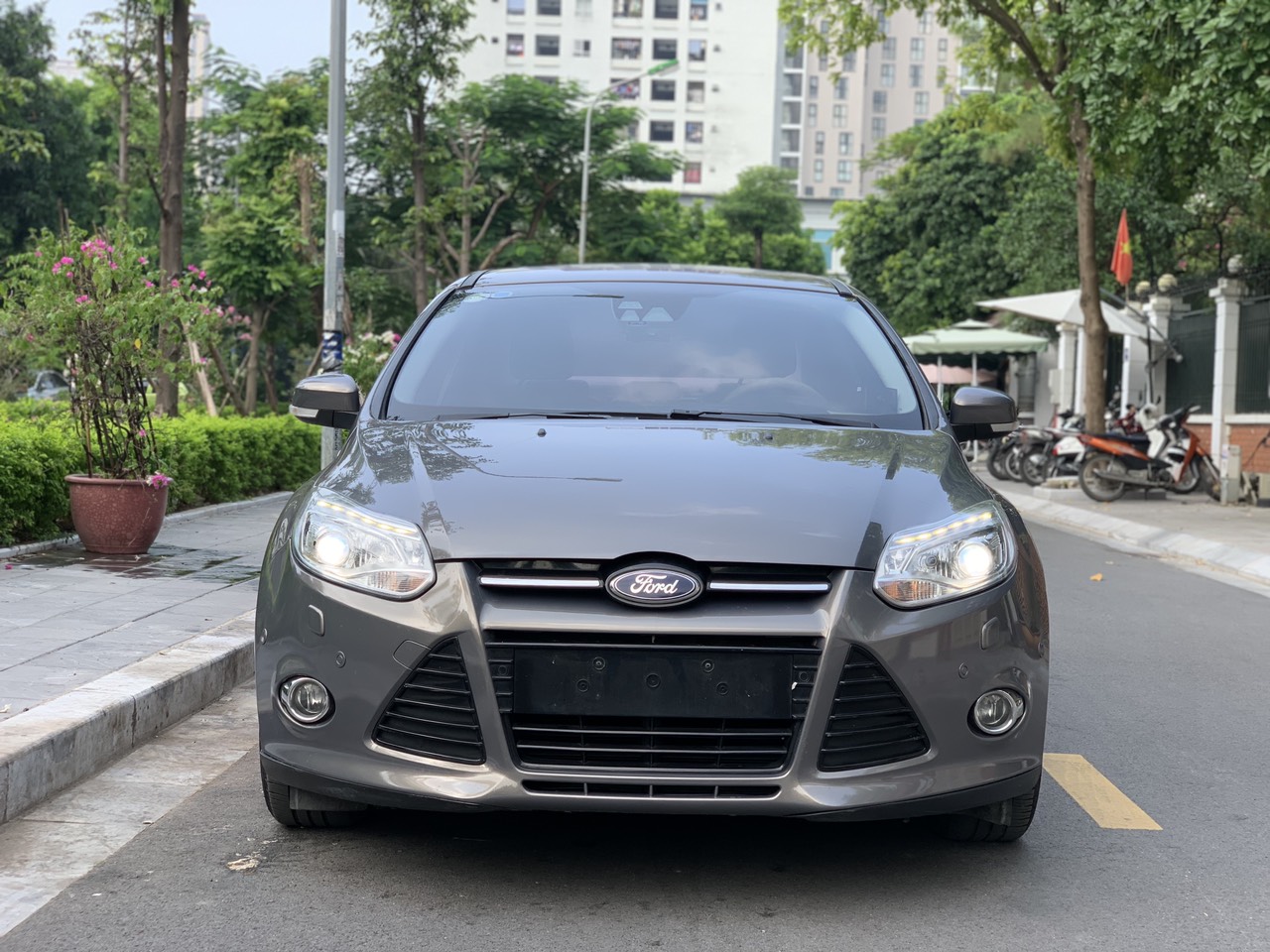 Ford Focus 2.0 Titanium 2015 màu nâu (Đã bán)