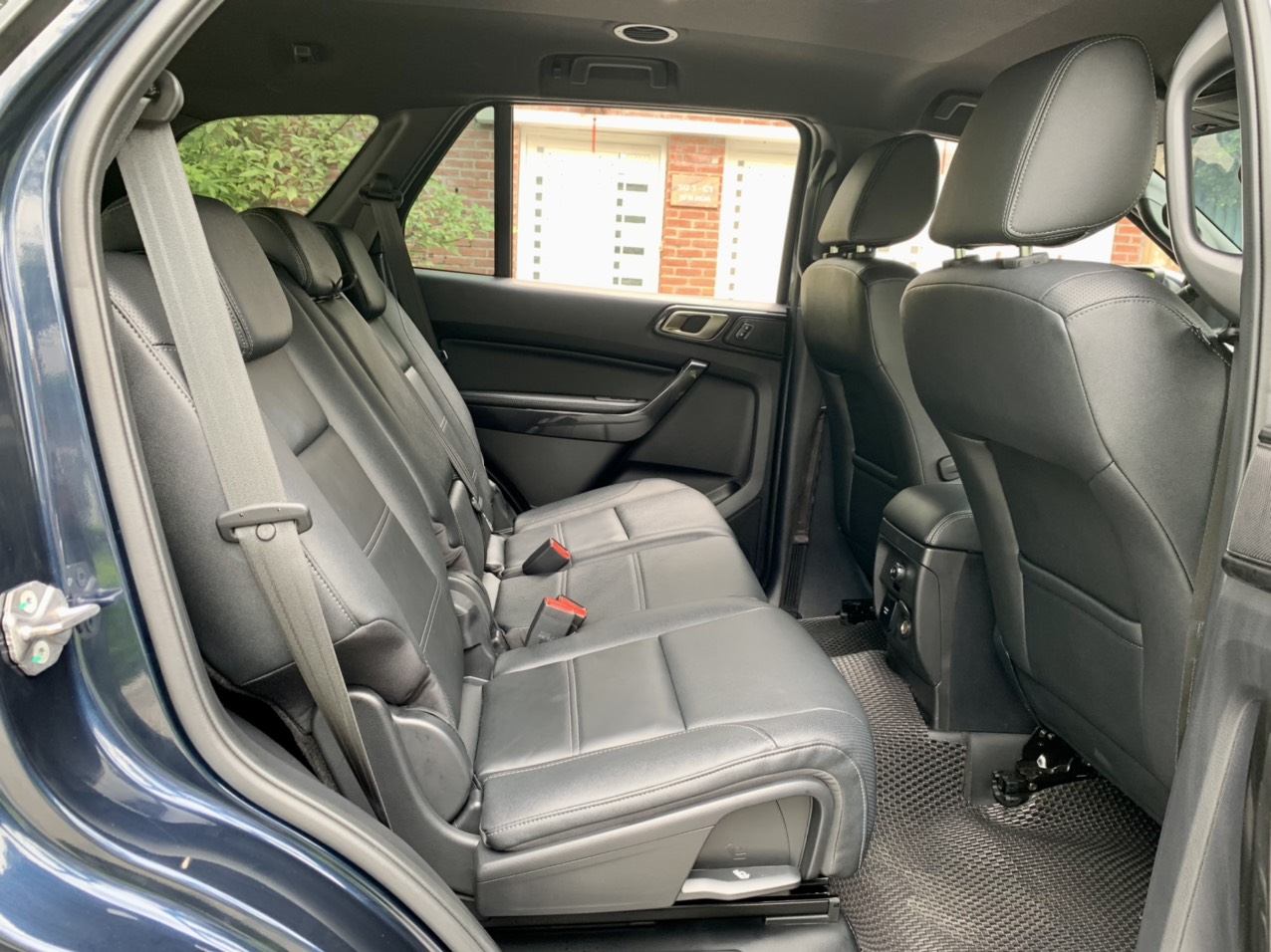 Ford Everest Titanium 2.0L 4x2 AT 2022 màu xanh (đã bán)