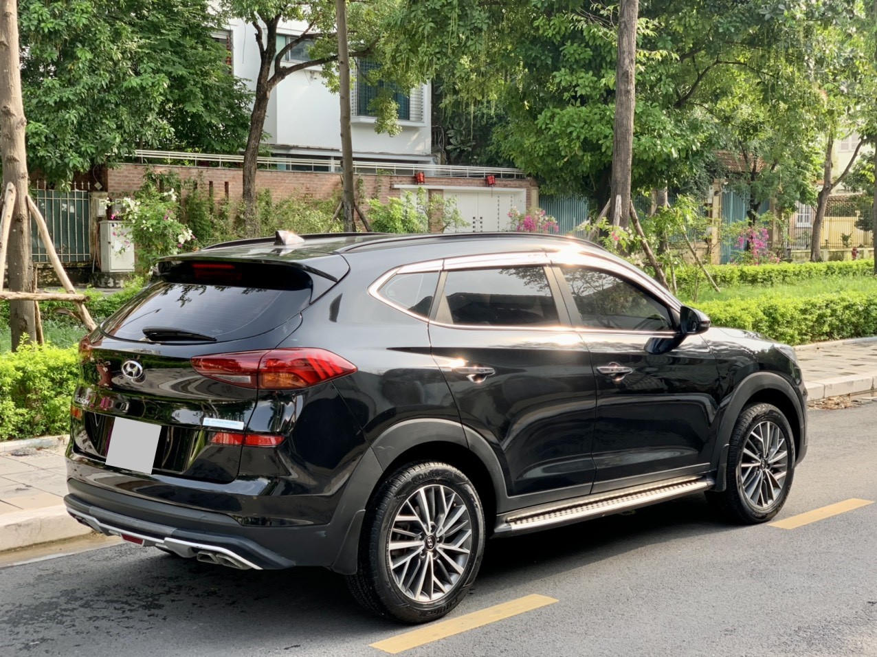 Hyundai Tucson 2.0ATH màu đen 2019 (Đã bán)
