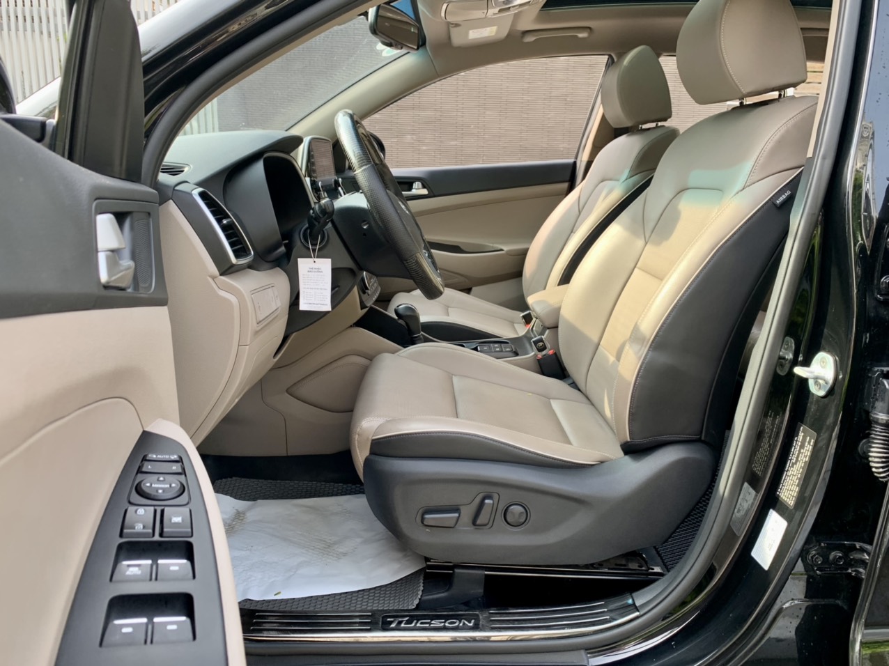 Hyundai Tucson 2.0ATH màu đen 2019 (Đã bán)