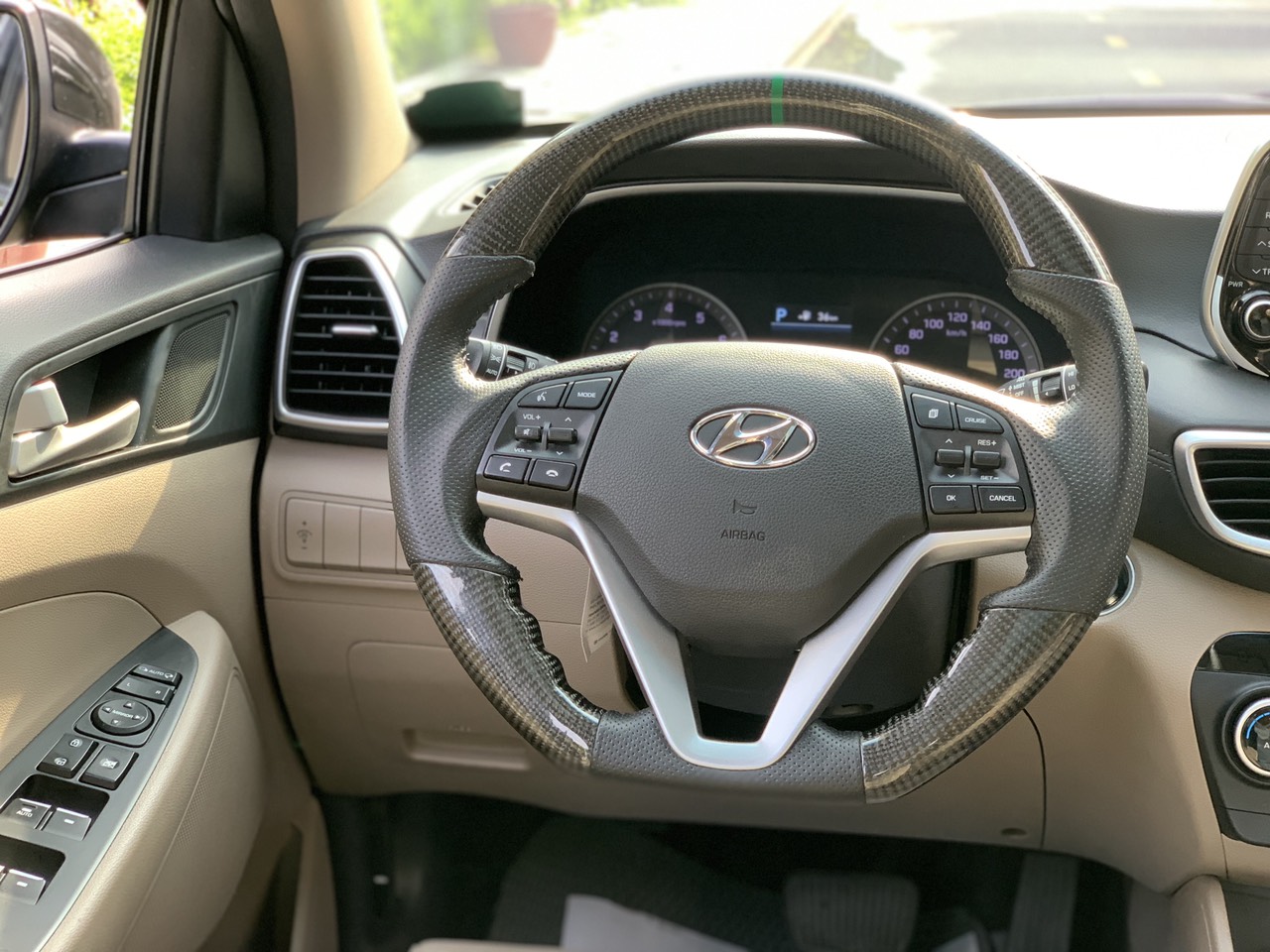 Hyundai Tucson 2.0ATH màu đen 2019 (Đã bán)