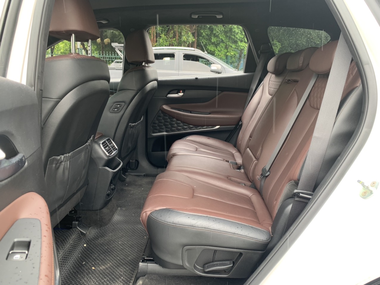 Hyundai Santafe 2.2D Premium 2020 màu trắng (Đã bán)