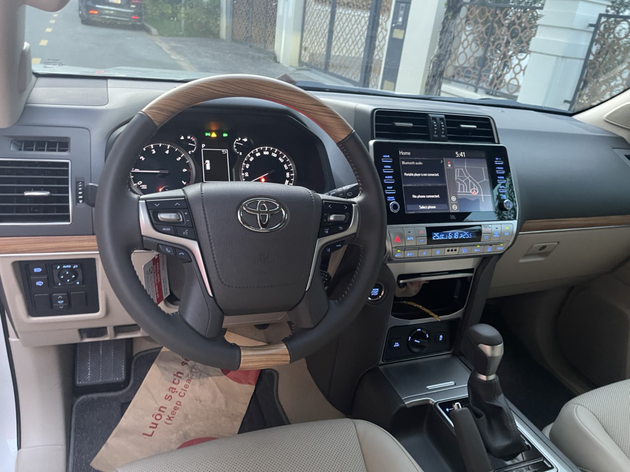 Toyota Land Cruiser Prado 2.7L 2021 màu trắng (đã bán)