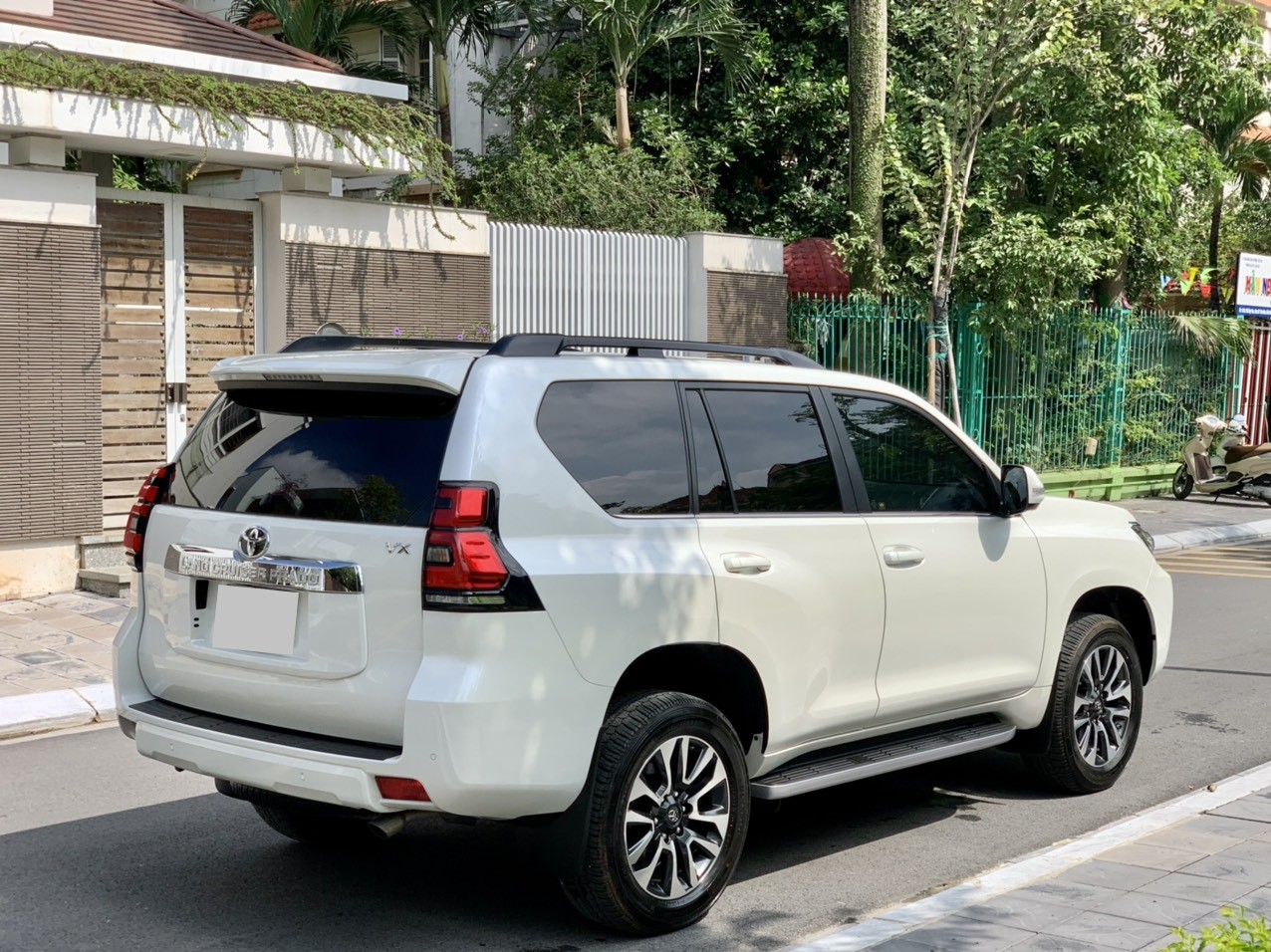 Toyota Land Cruiser Prado 2.7L 2021 màu trắng (đã bán)