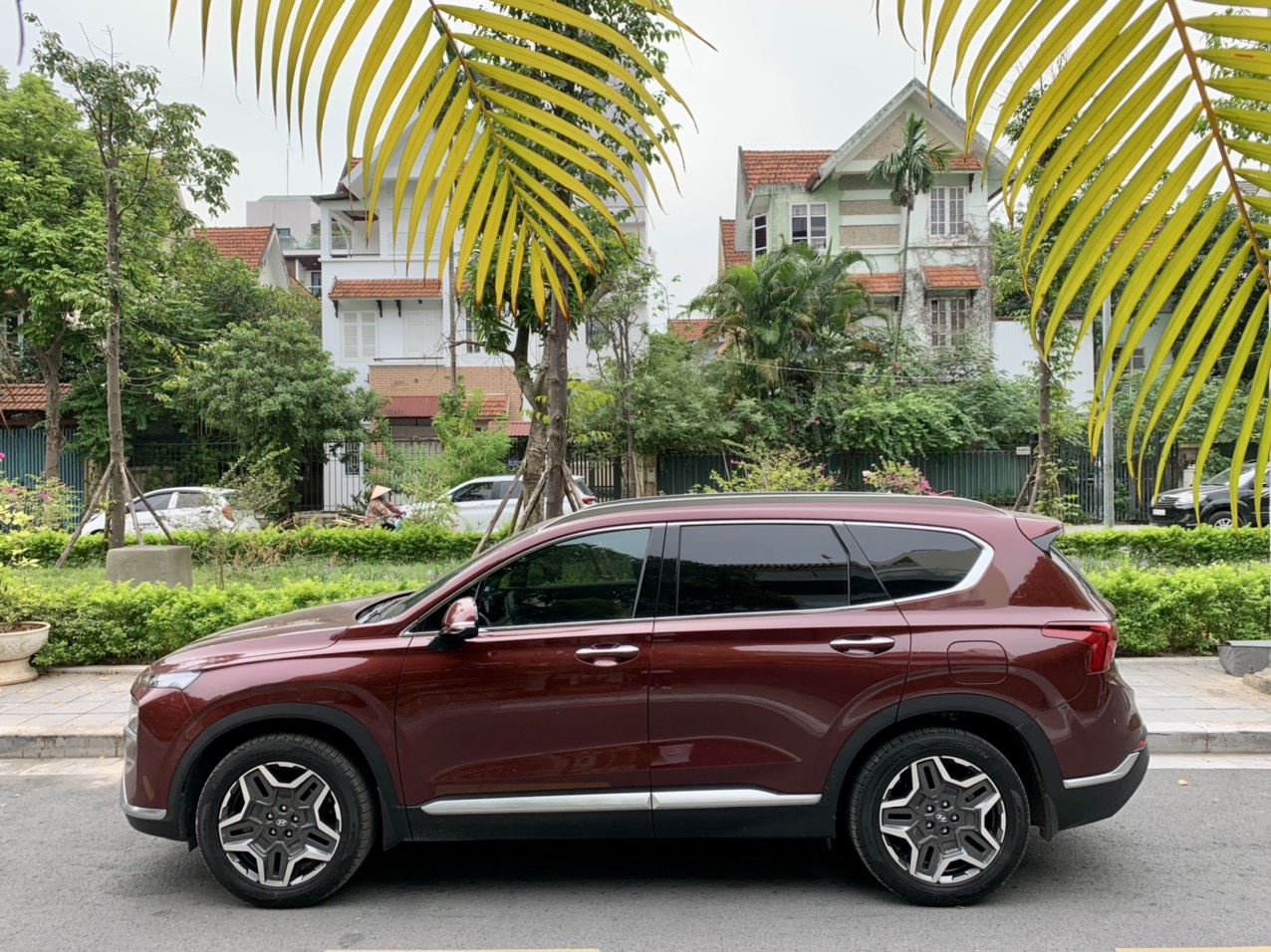 Hyundai Santafe full xăng cao cấp 2.5L 2022 màu đỏ (Đã bán)