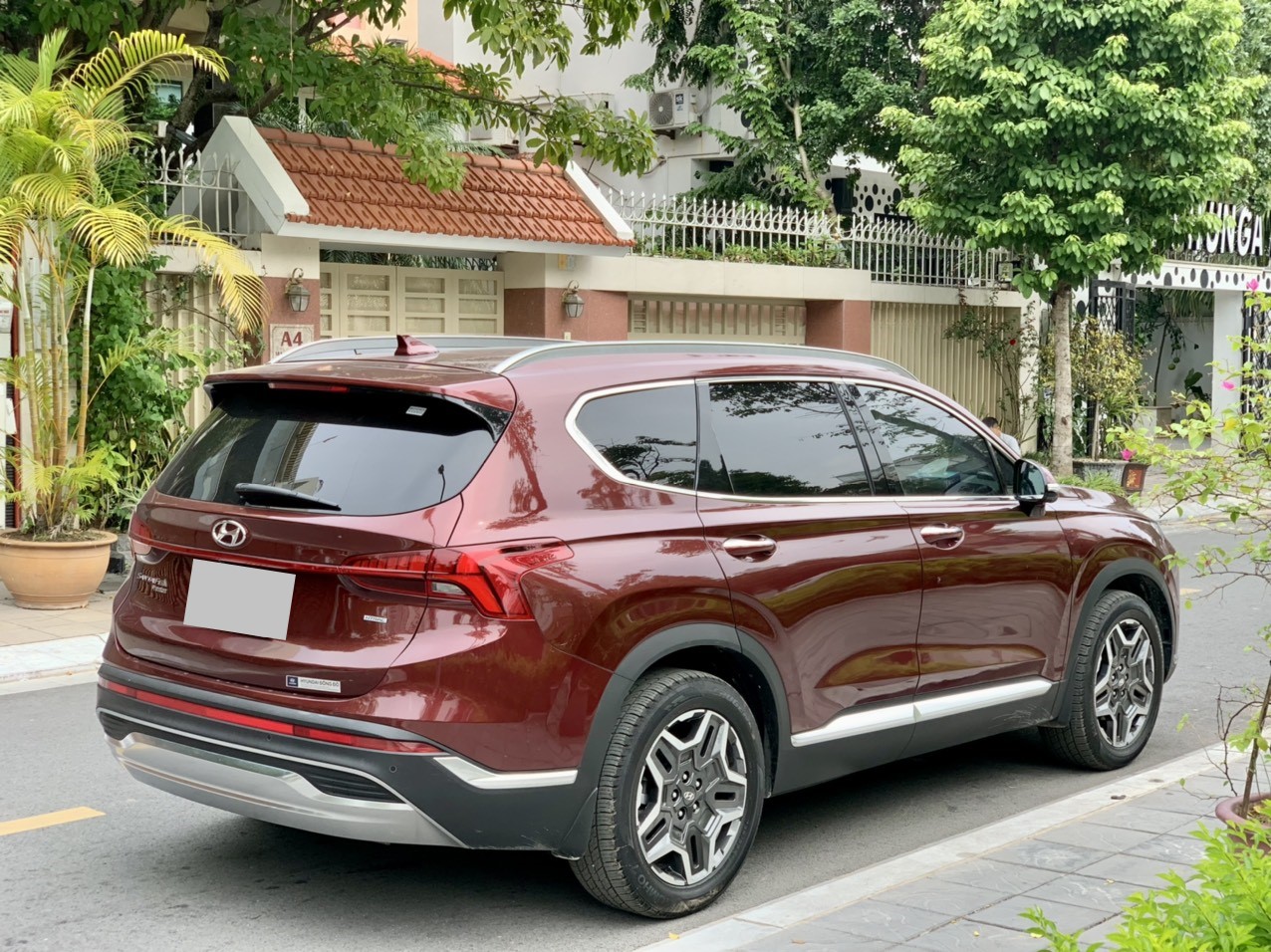 Hyundai Santafe full xăng cao cấp 2.5L 2022 màu đỏ (Đã bán)