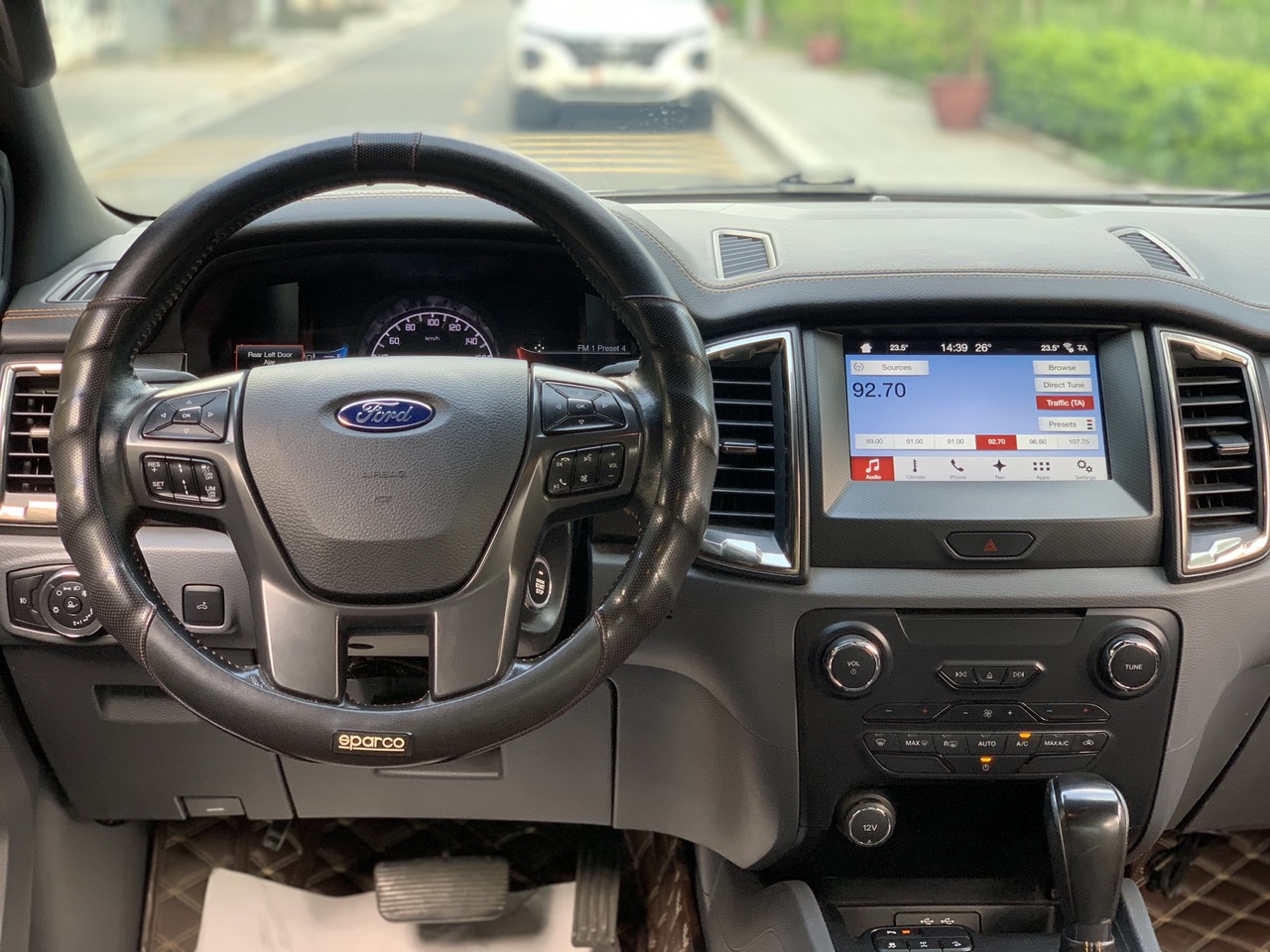 Ford Ranger Wildtrak 3.2L 4x4 AT 2017 màu trắng (Đã bán)