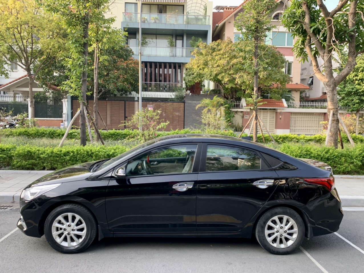 Hyundai Accent 1.4MT 2019 màu đen (Đã bán)