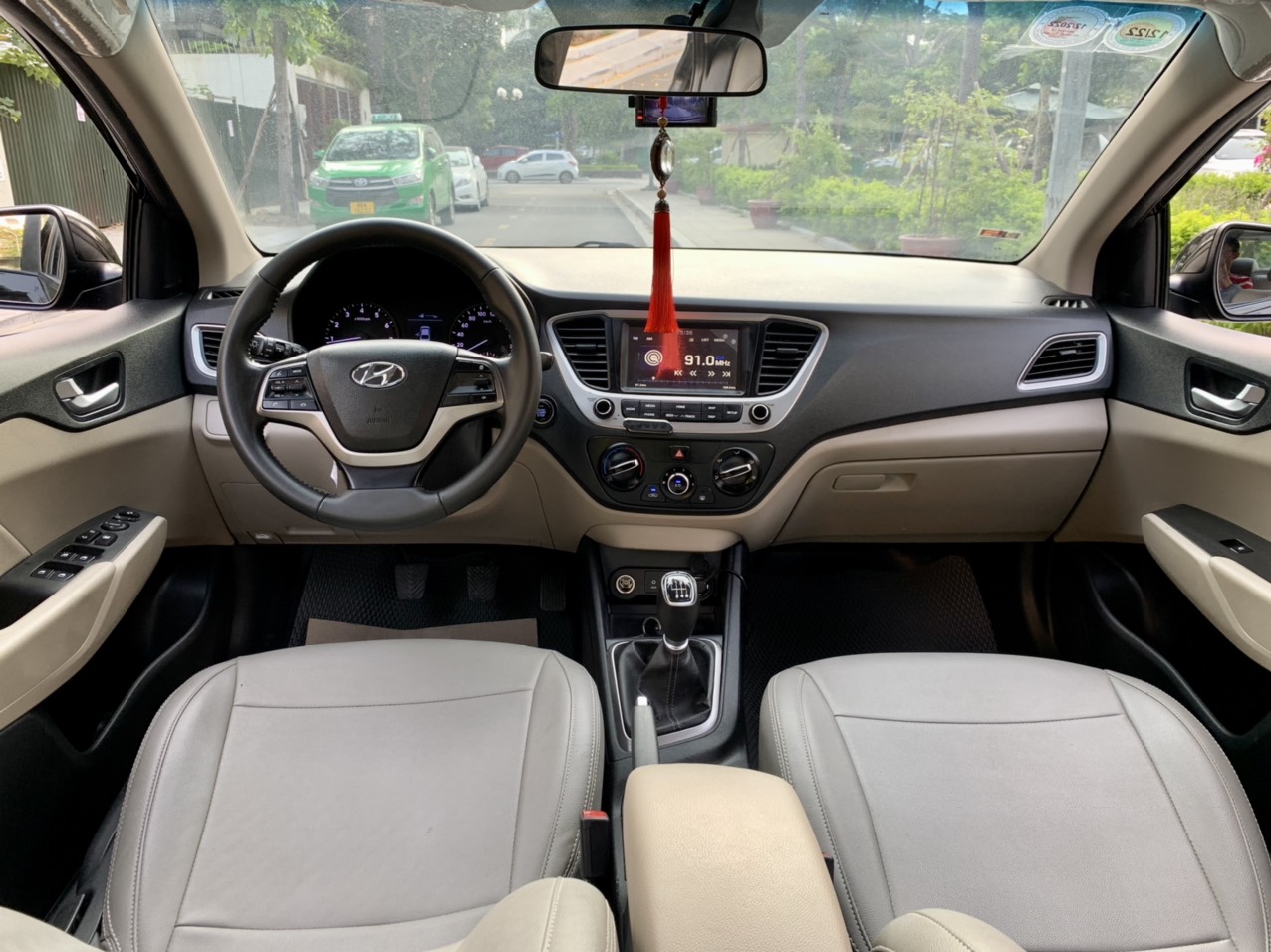 Hyundai Accent 1.4MT 2019 màu đen (Đã bán)