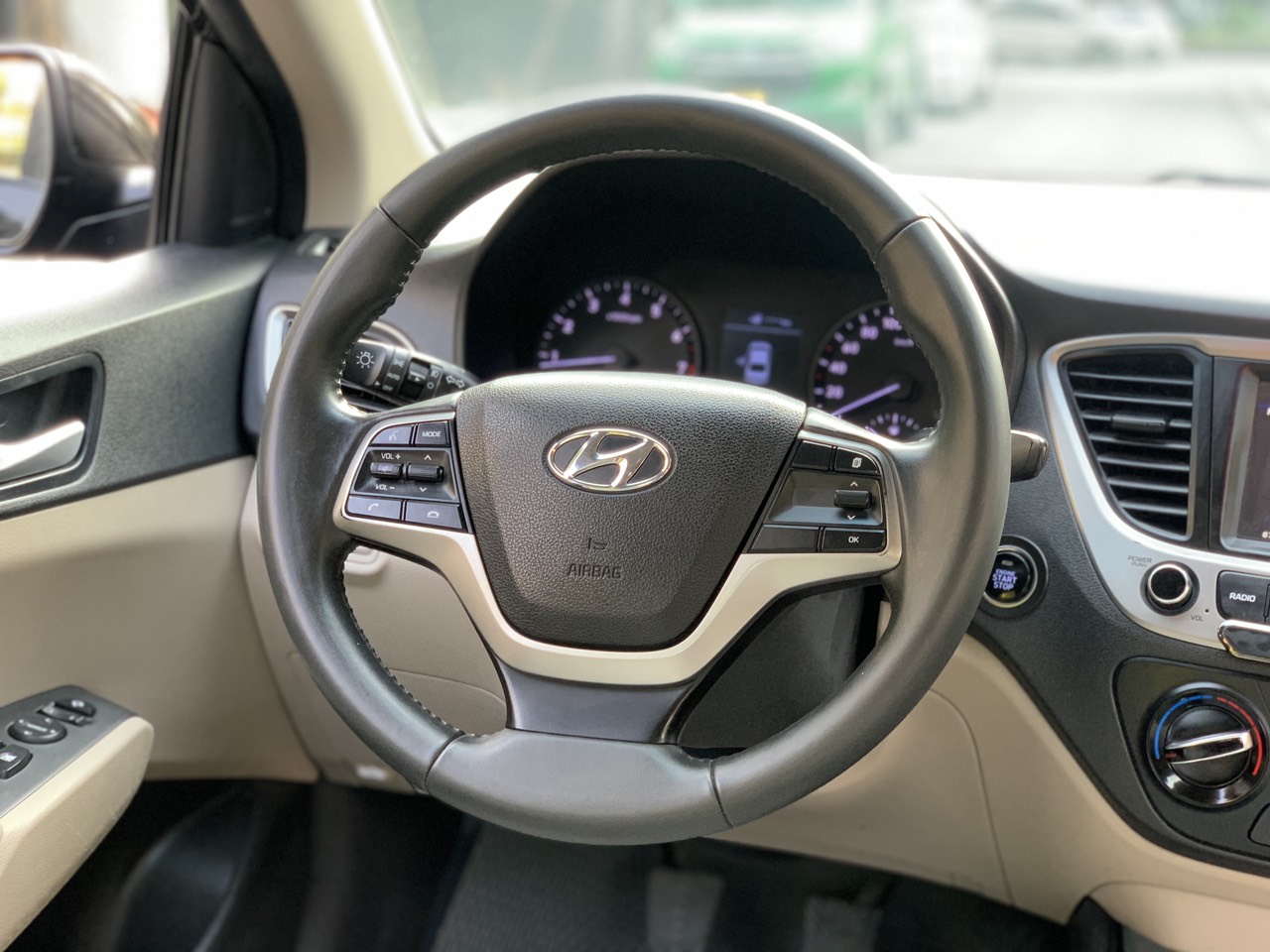 Hyundai Accent 1.4MT 2019 màu đen (Đã bán)