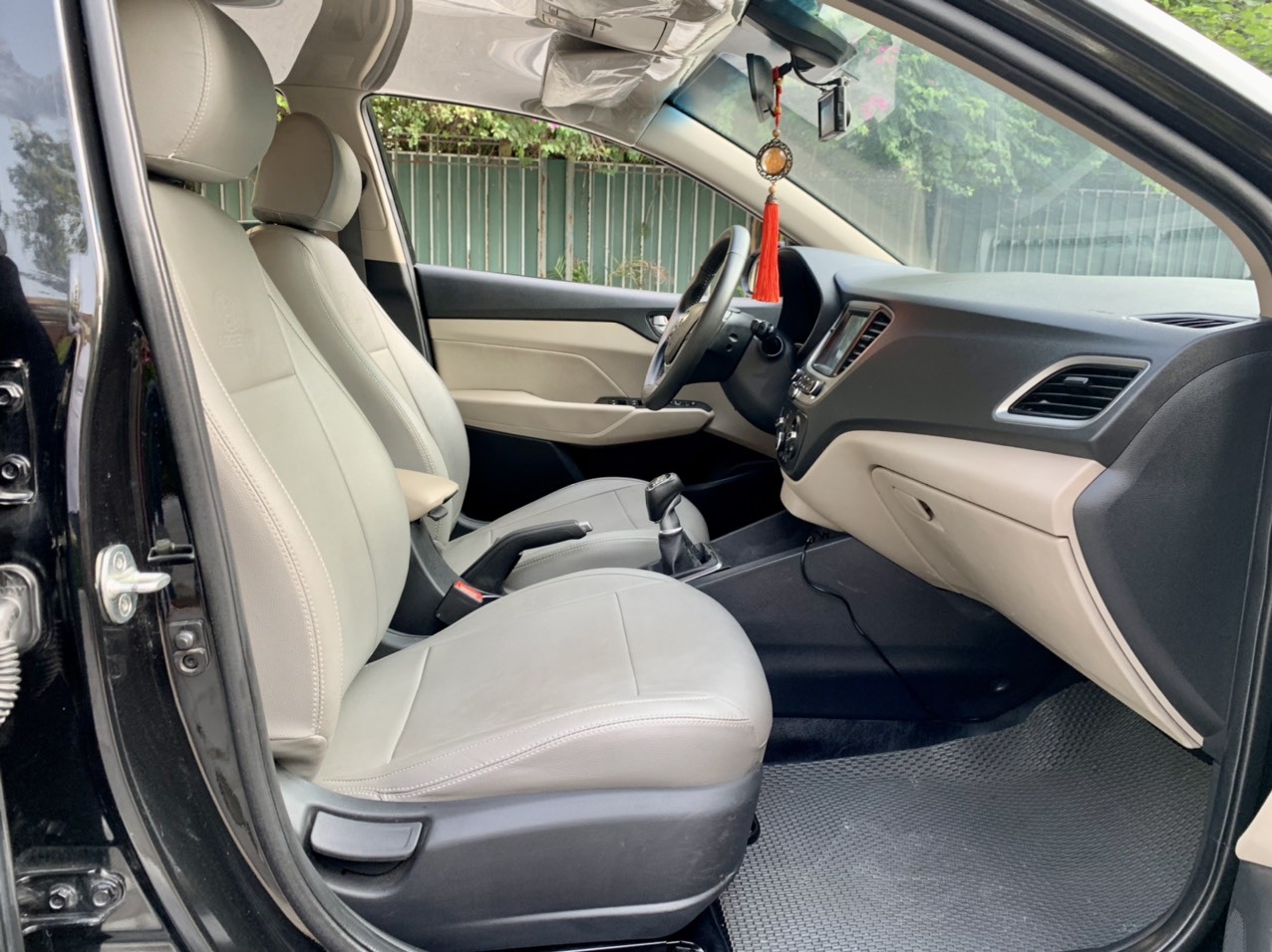 Hyundai Accent 1.4MT 2019 màu đen (Đã bán)