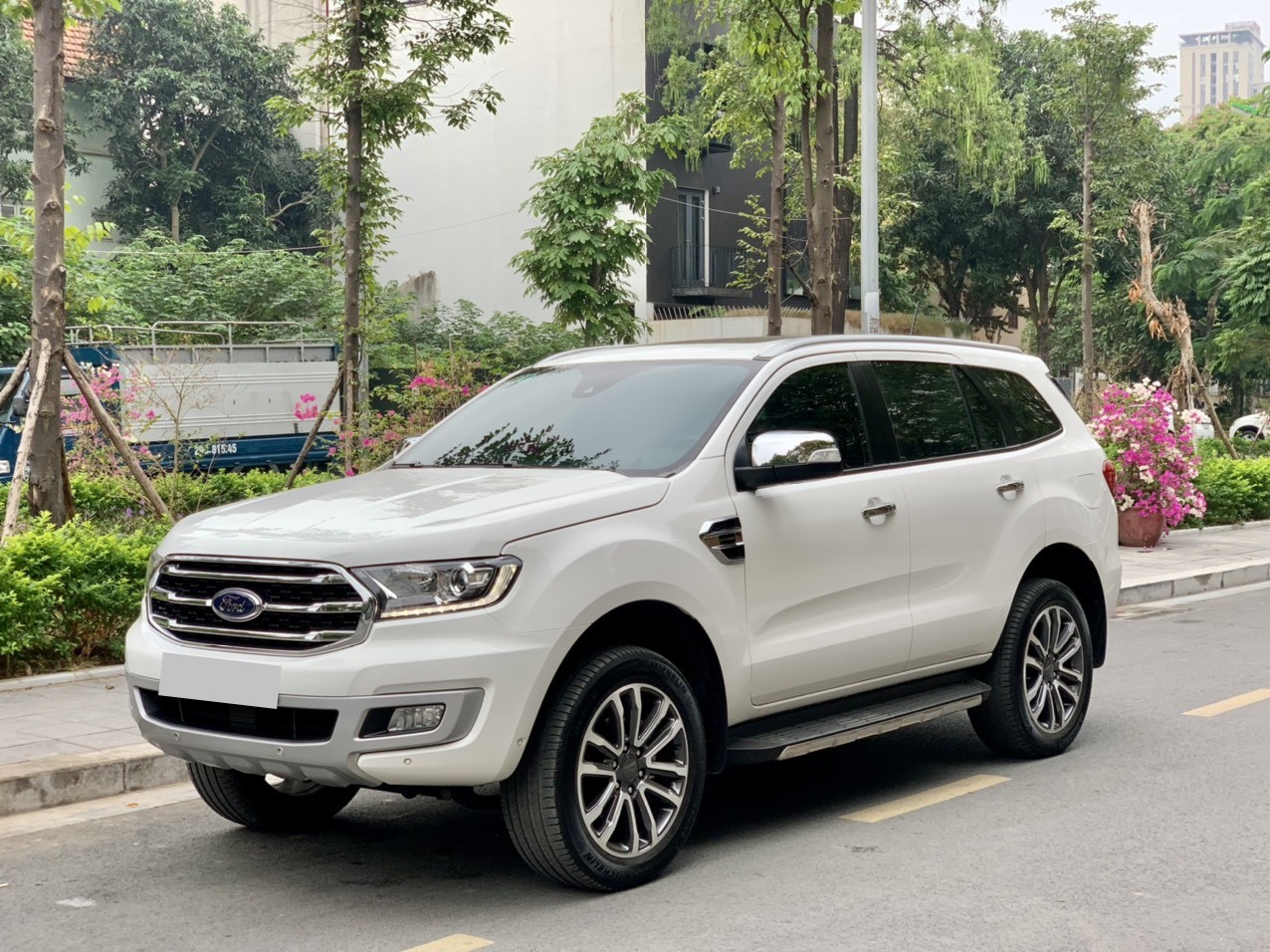 Ford Everest Titanium 4x4 2019 màu trắng (Đã bán)