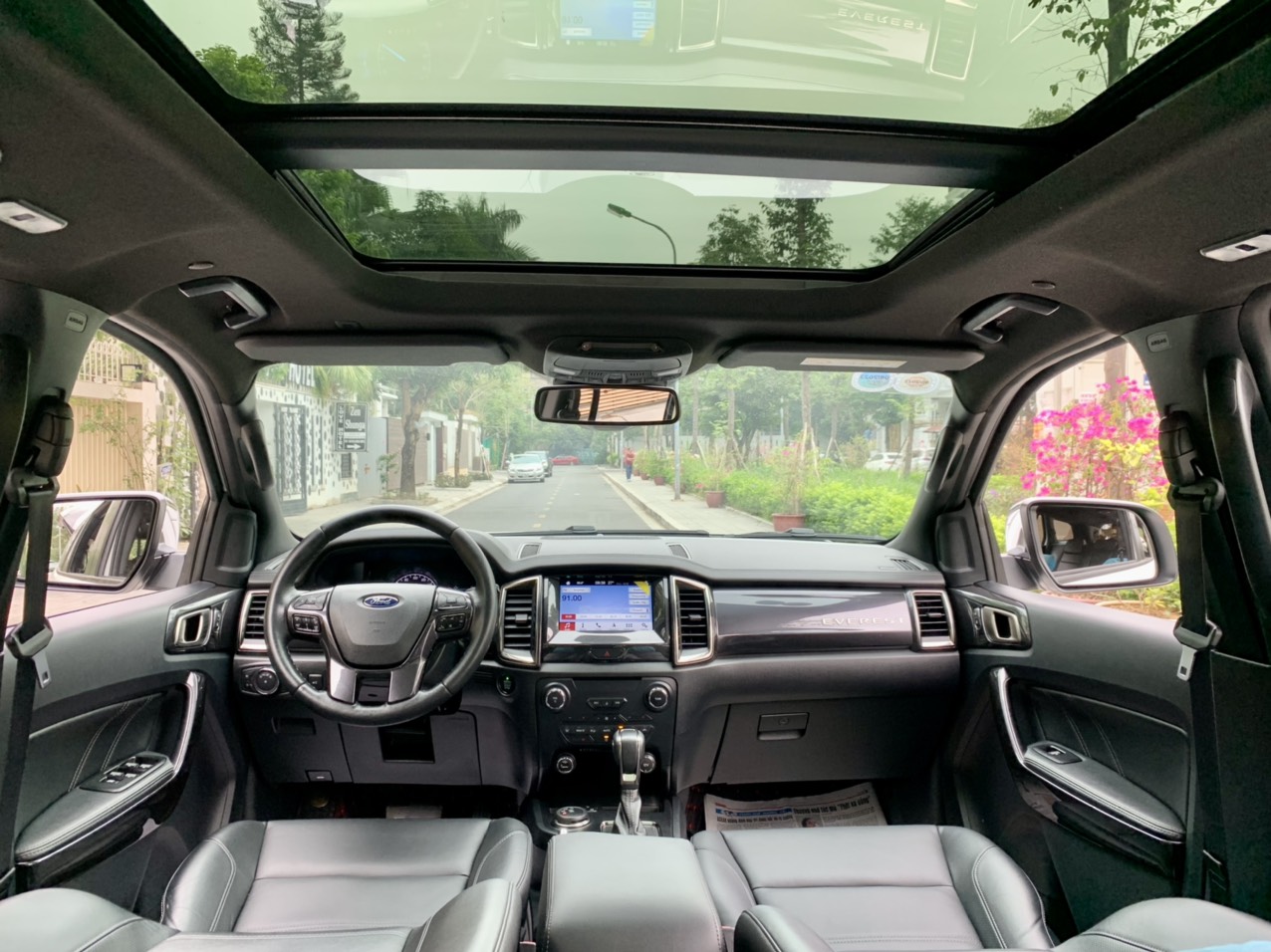 Ford Everest Titanium 4x4 2019 màu trắng (Đã bán)