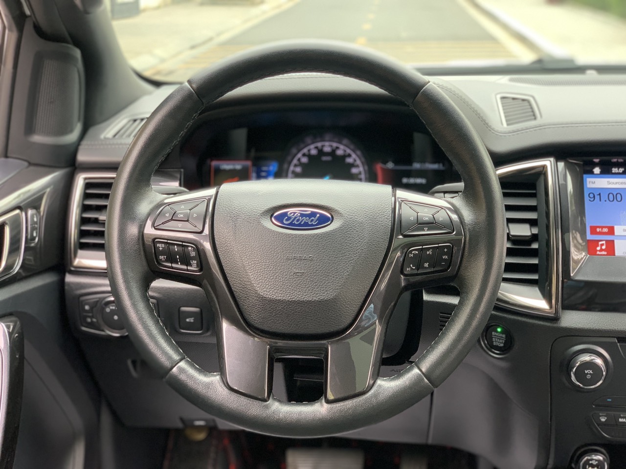 Ford Everest Titanium 4x4 2019 màu trắng (Đã bán)
