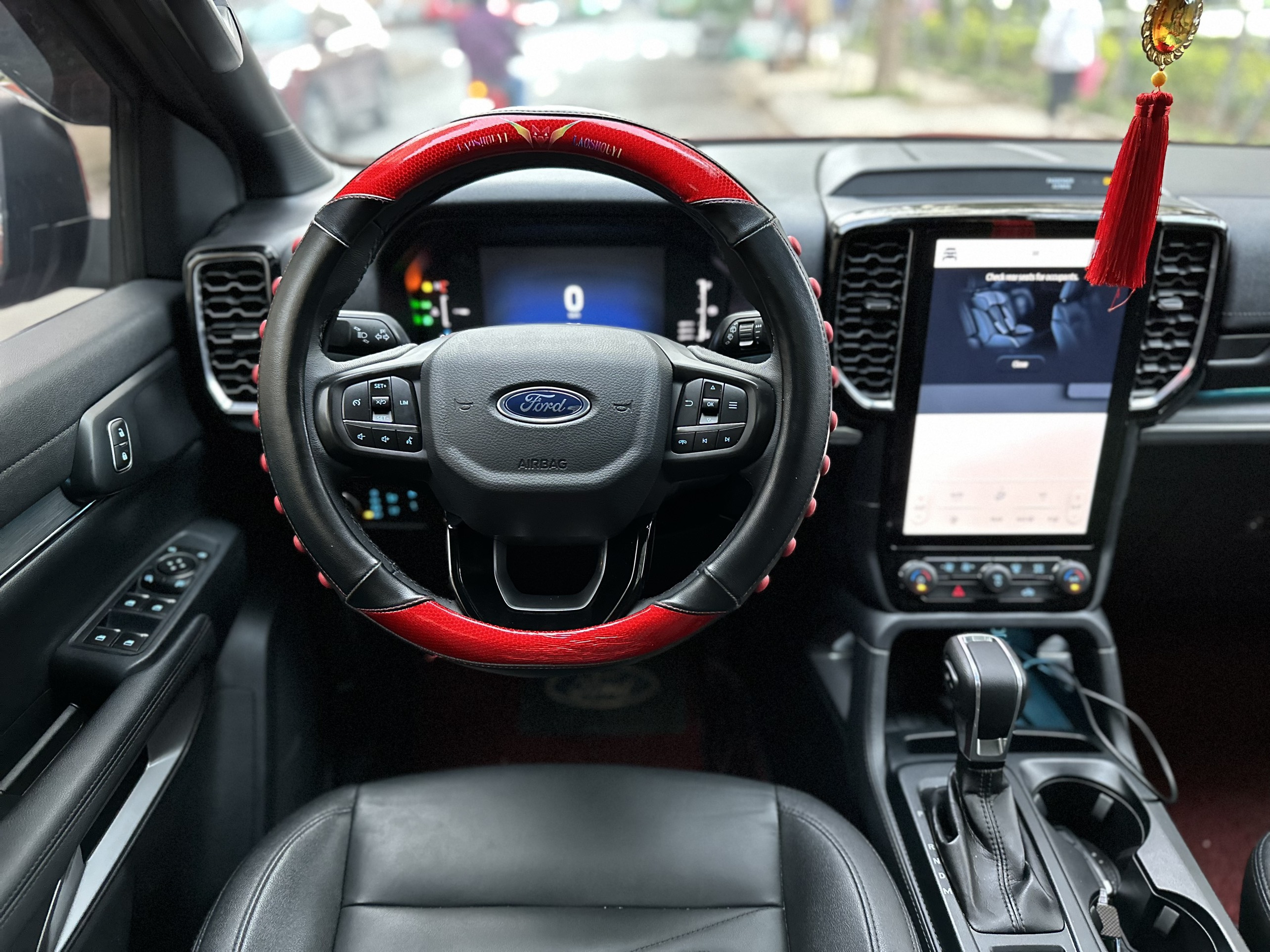 Ford Everest Titanium 2.0L 4x2 2022 model 2023 màu đỏ cam (Đã bán)