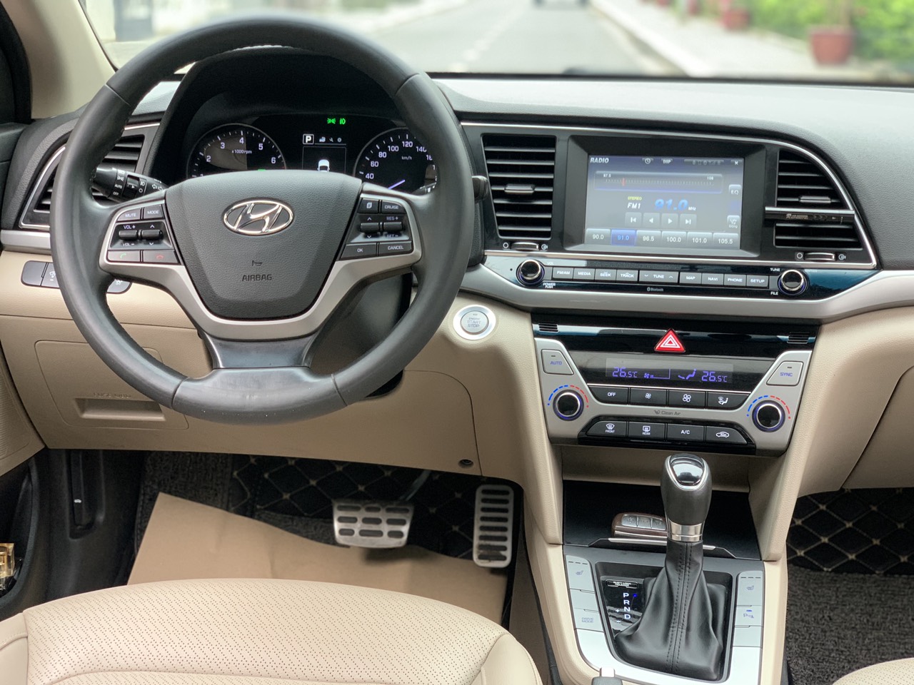 Hyundai Elantra 2.0 GLS AT 2019 màu đen (đã bán)