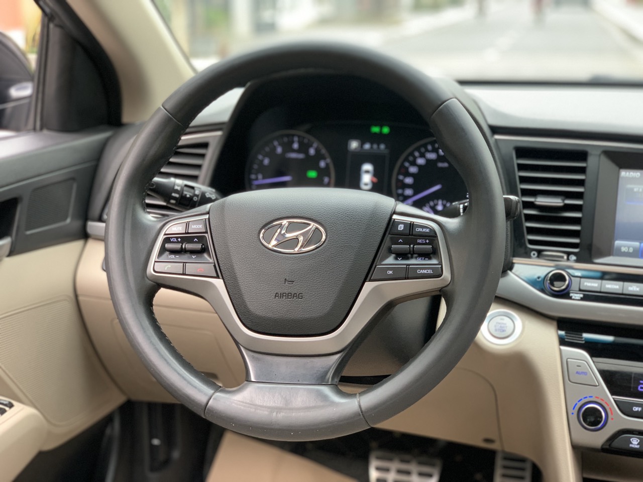 Hyundai Elantra 2.0 GLS AT 2019 màu đen (đã bán)