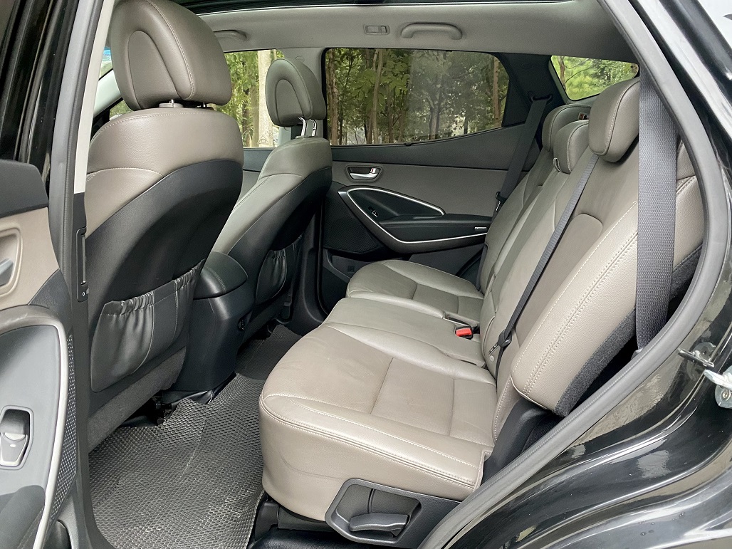 Hyundai Santafe 2016 2.2L hai cầu màu đen (Đã bán)