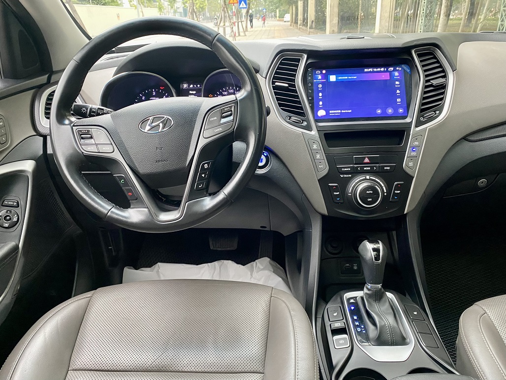 Hyundai Santafe 2016 2.2L hai cầu màu đen (Đã bán)