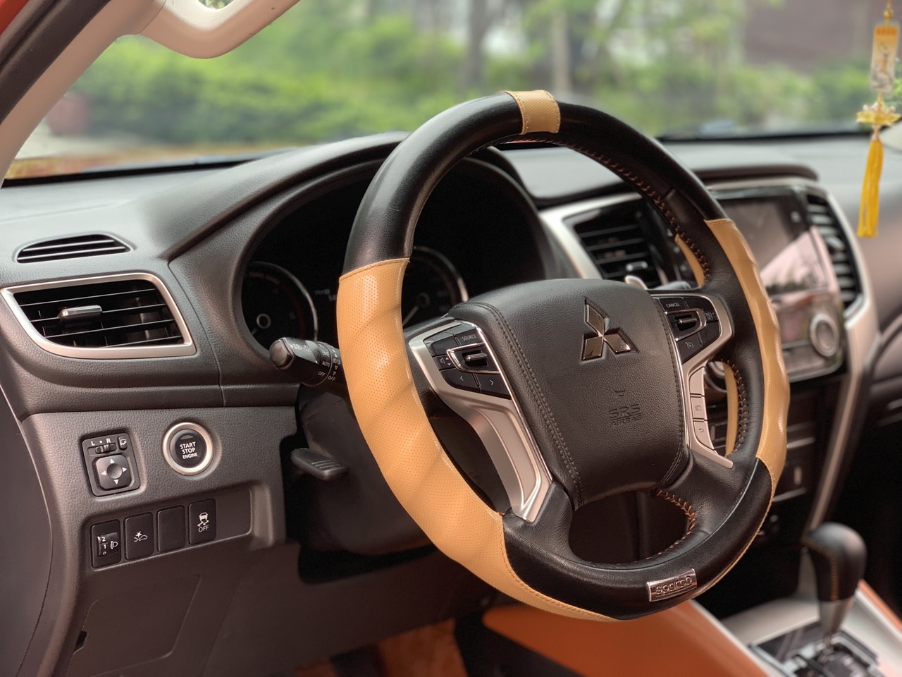 Mitsubishi Triton Athlete 4x4 AT Mivec 2021 màu cam (Đã bán)