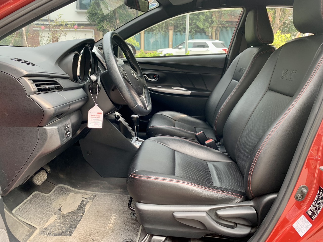 Toyota Yaris 1.5G 2017 màu đỏ (đã bán)