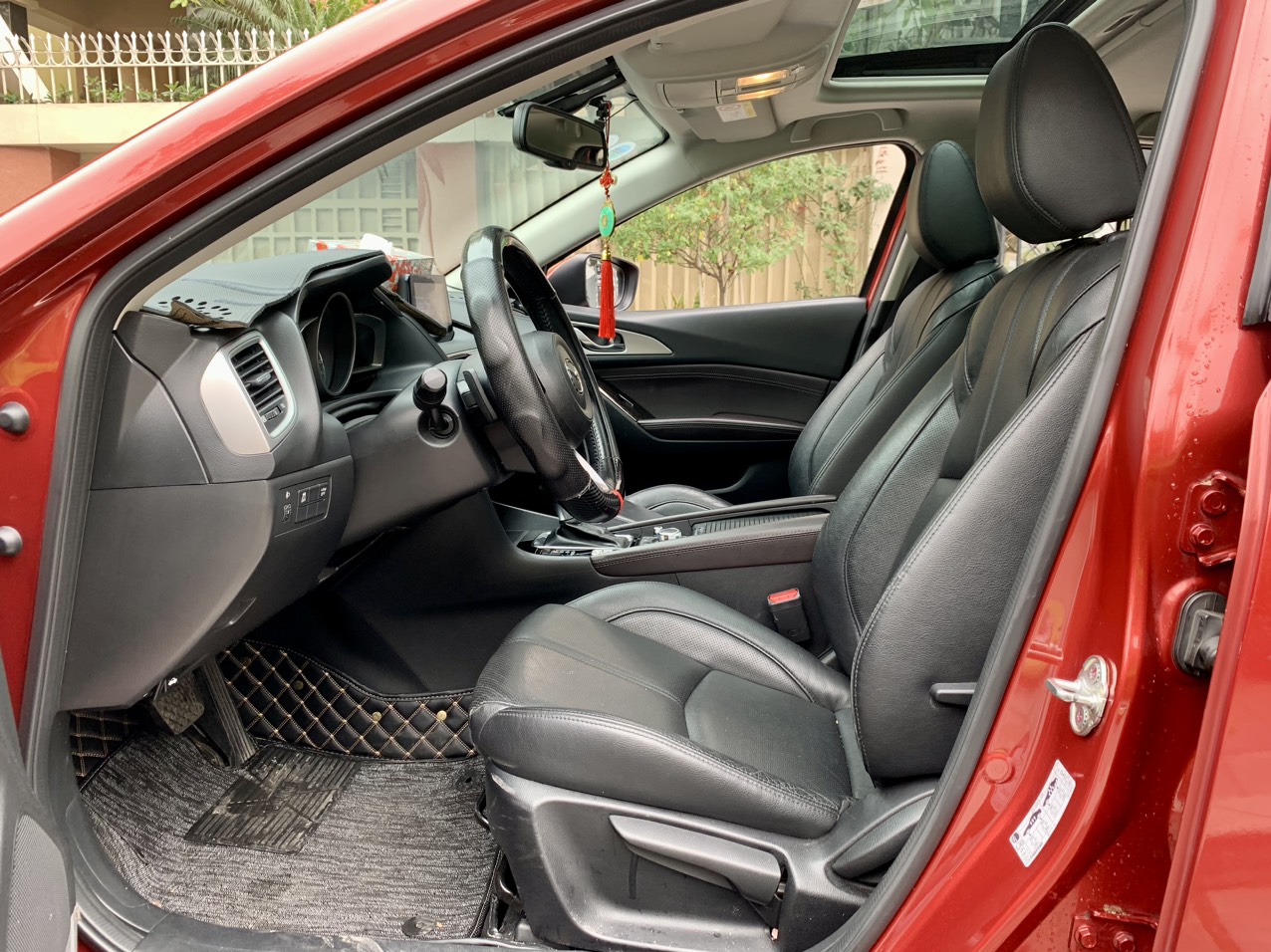 Mazda 3 1.5AT FL 2017 màu đỏ (đã bán)