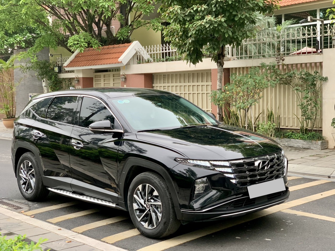 Hyundai Tucson 2.0ATH 2022 màu đen (Đã bán)