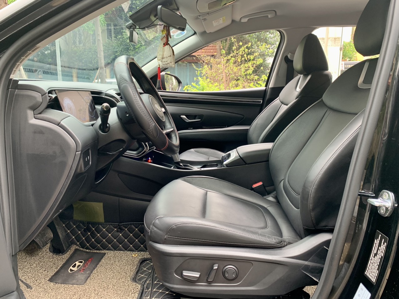 Hyundai Tucson 2.0ATH 2022 màu đen (Đã bán)