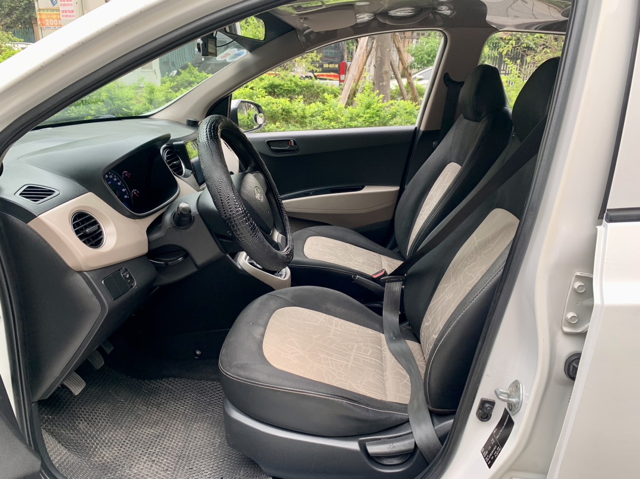 Hyundai I10 1.0 MT 2017 màu trắng (đã bán)