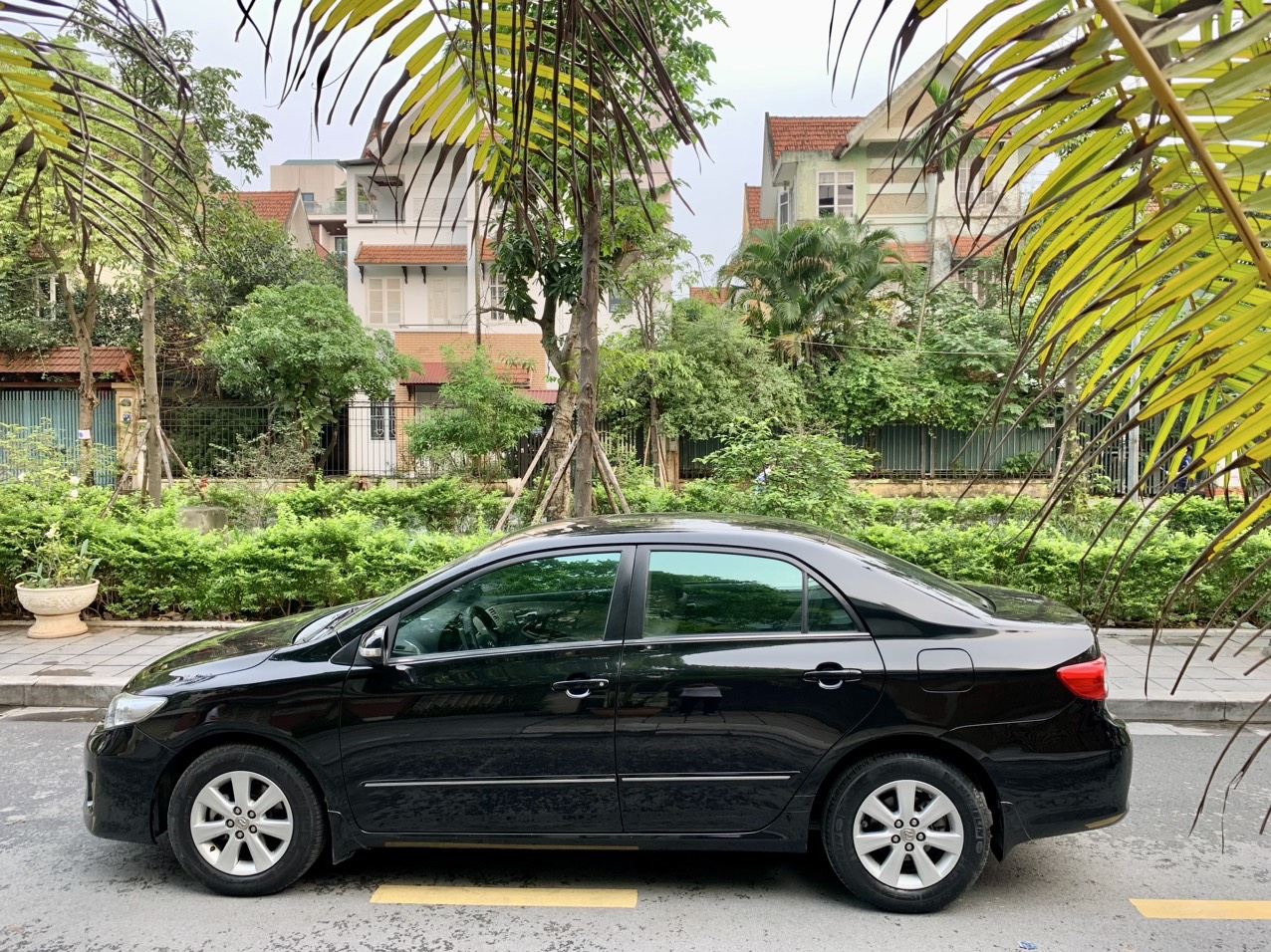 Toyota Corolla Altis 1.8G AT 2012 màu đen (đã bán)