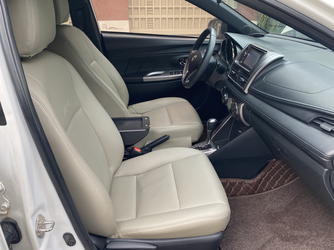 Toyota Yaris 1.3G 2016 màu trắng (đã bán)