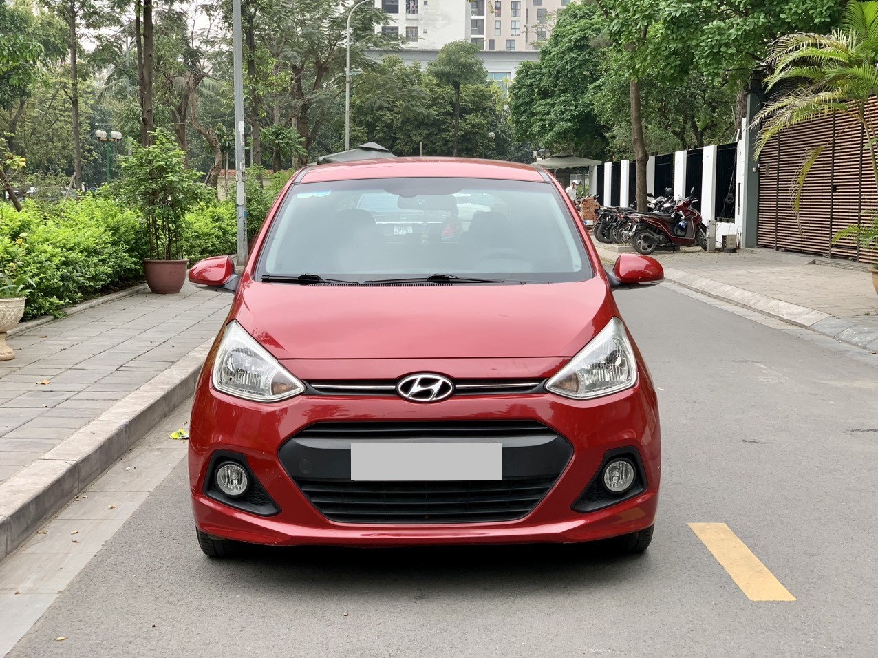 Hyundai I10 1.2 AT 2015 màu đỏ (Đã bán)