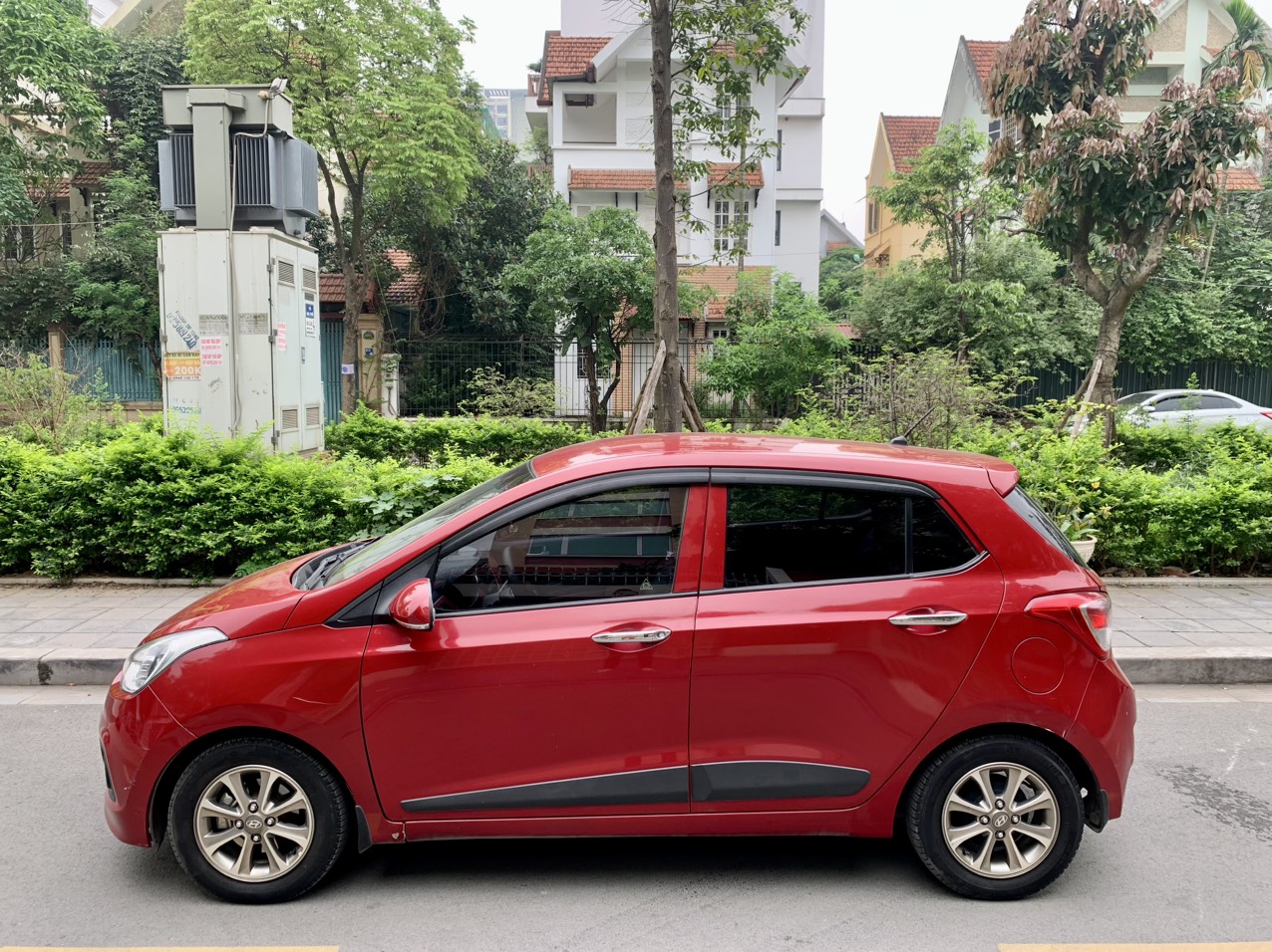 Hyundai I10 1.2 AT 2015 màu đỏ (Đã bán)