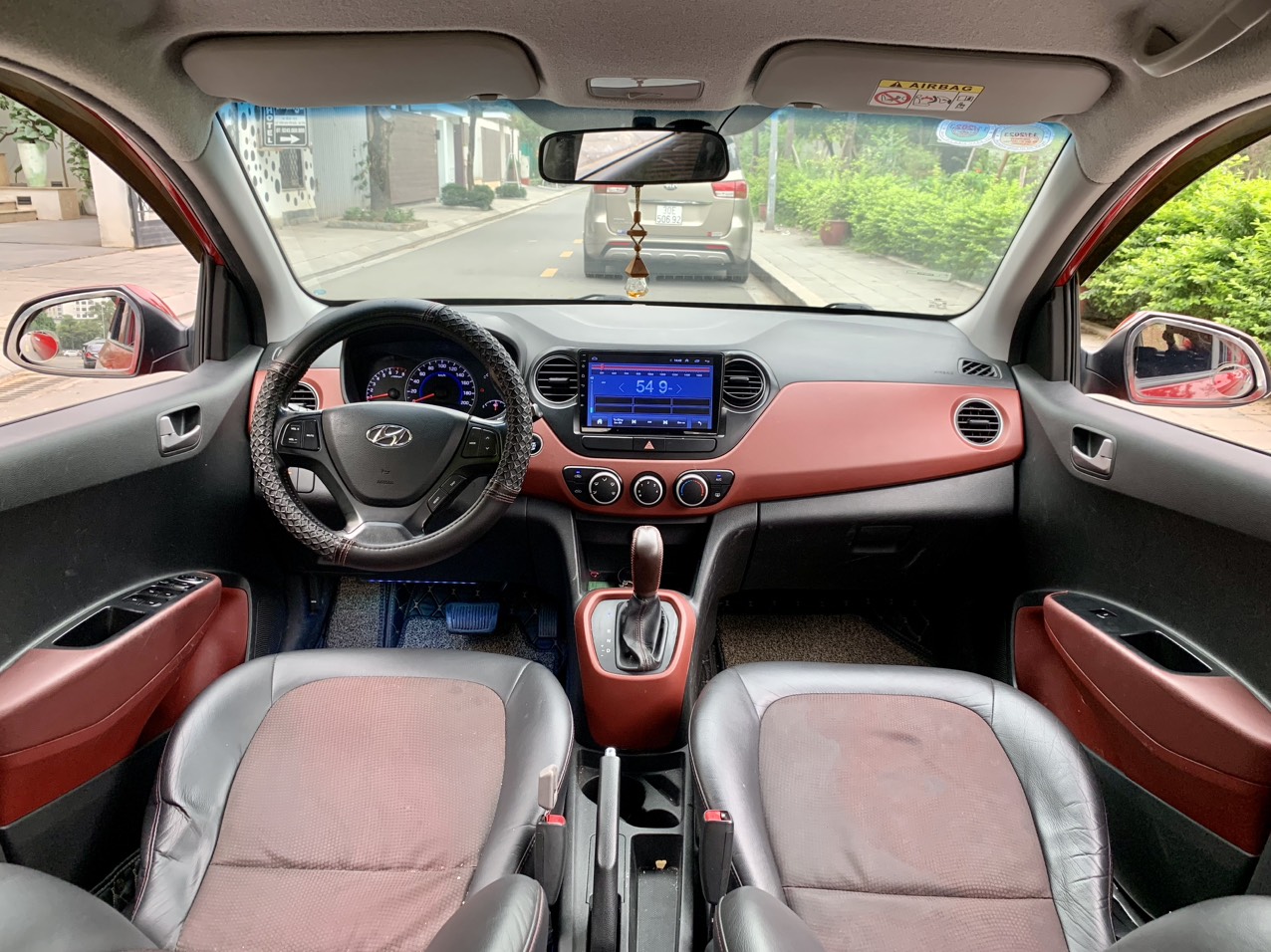 Hyundai I10 1.2 AT 2015 màu đỏ (Đã bán)