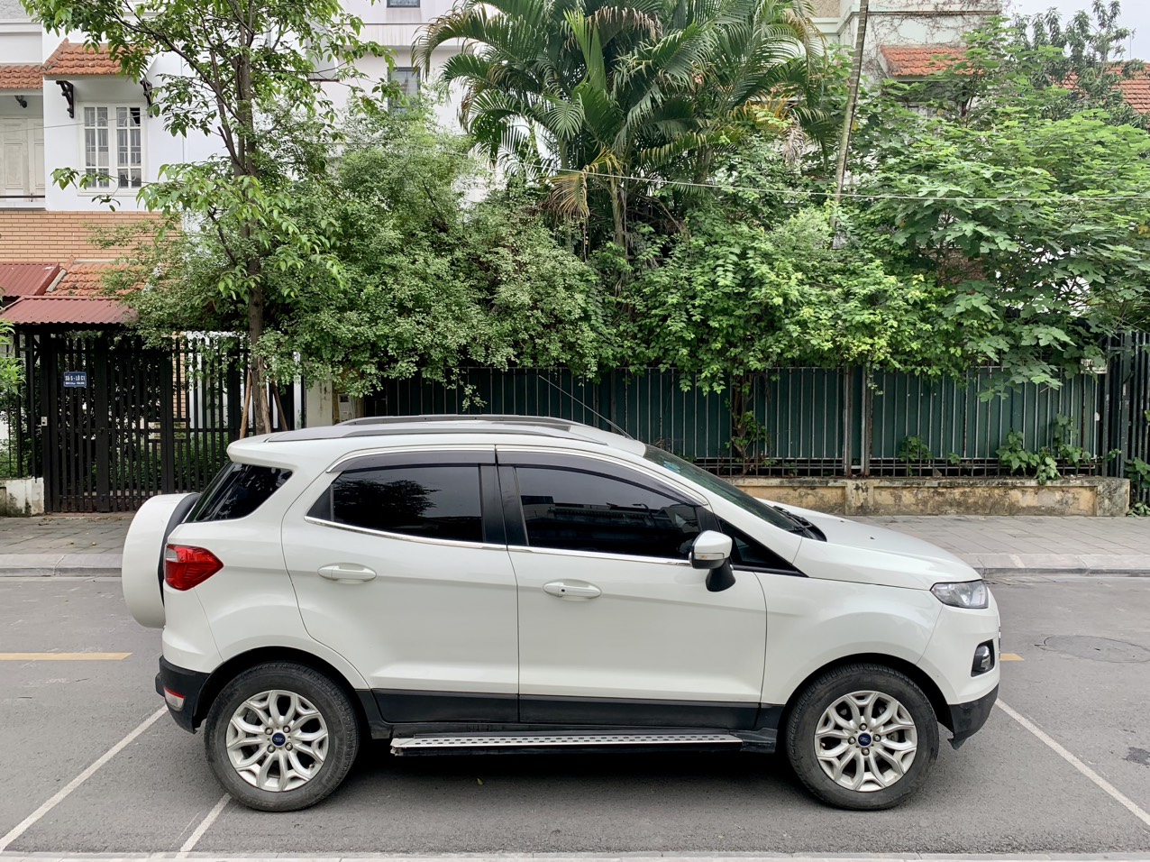 Ford Ecosport 1.5 Titanium 2016 màu trắng (đã bán)