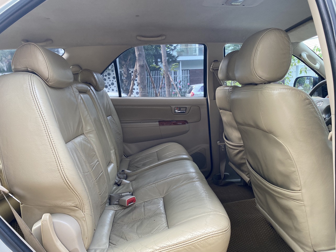 Toyota Fortuner SR5 2.7AT 4x4 2007 ĐKLĐ 2008 màu bạc (đã bán)