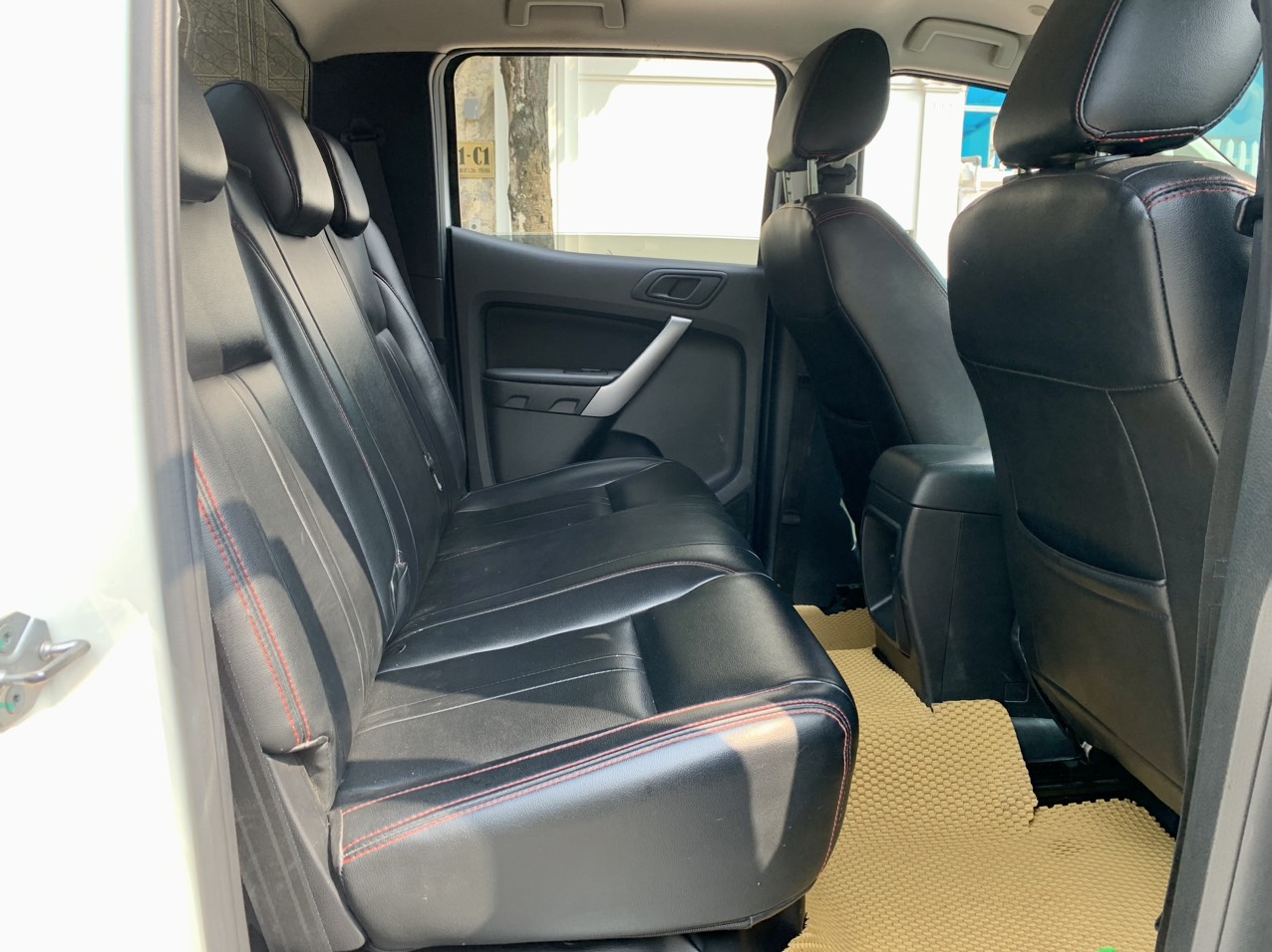 Ford Ranger XLS 2.2 AT 4x2 2021 màu trắng (Đã bán)