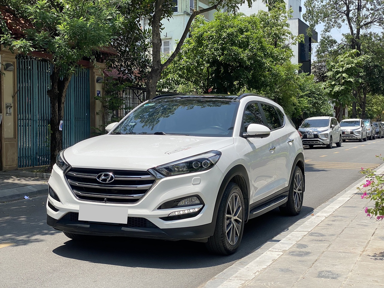 Hyundai Tucson 2.0ATH 2016 màu trắng (đã bán)