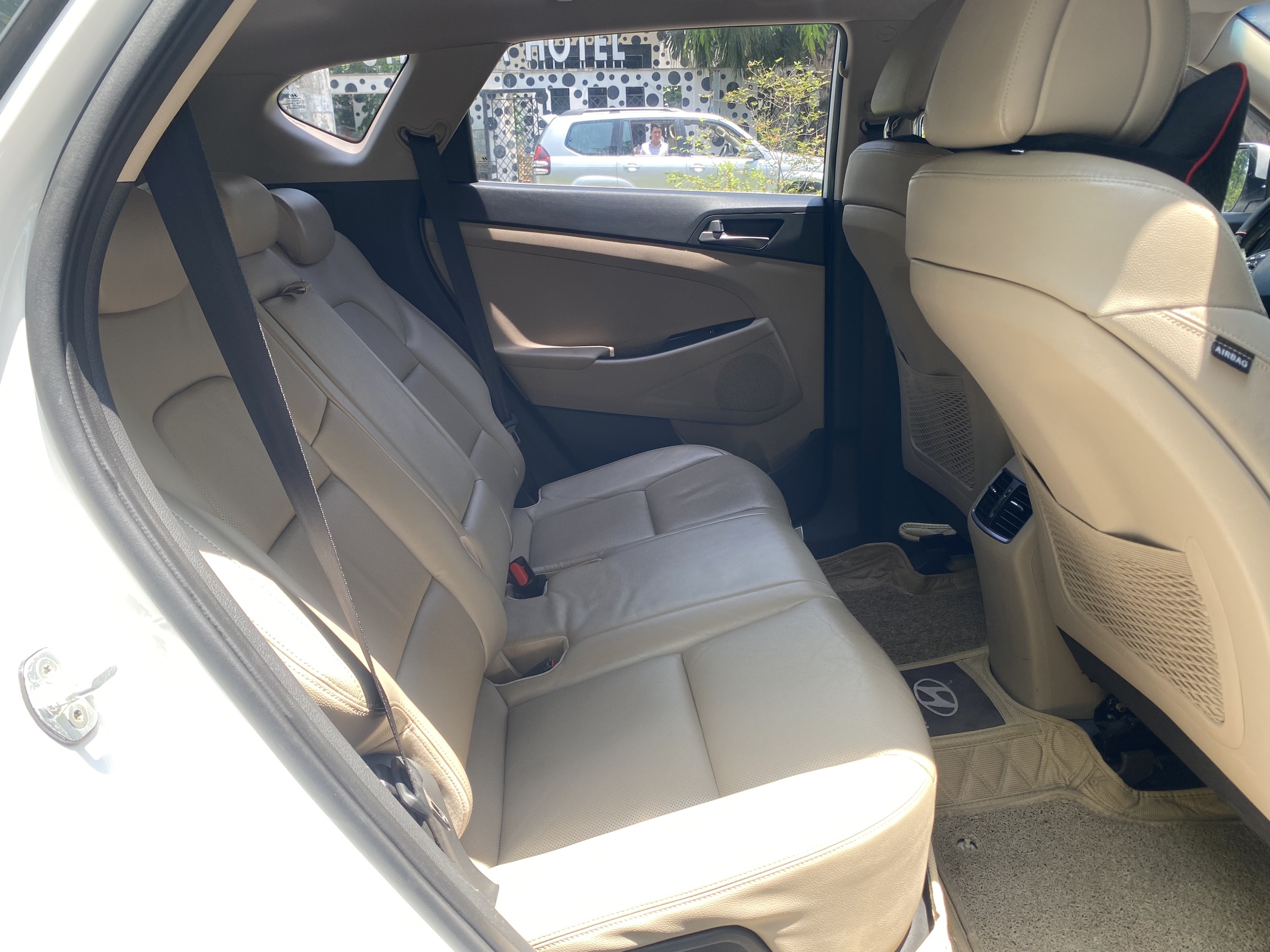 Hyundai Tucson 2.0ATH 2016 màu trắng (đã bán)