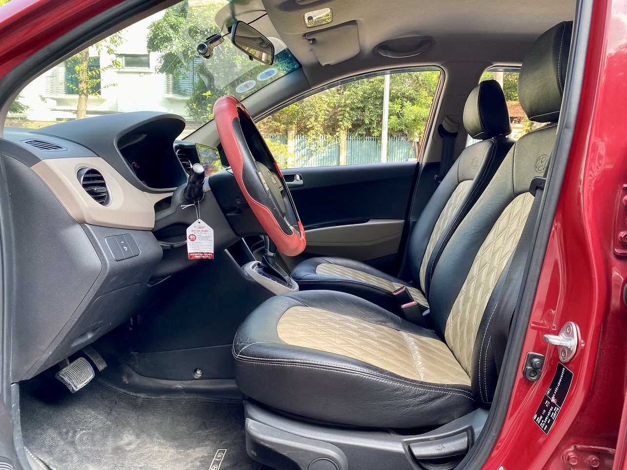 Hyundai I10 1.0AT 2016 màu đỏ (Đã bán)