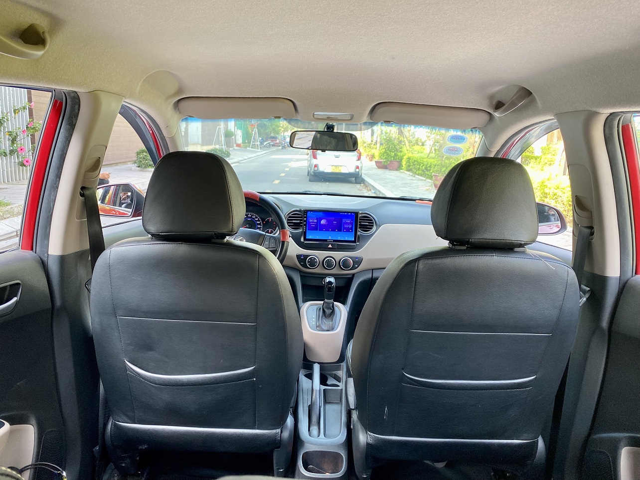 Hyundai I10 1.0AT 2016 màu đỏ (Đã bán)