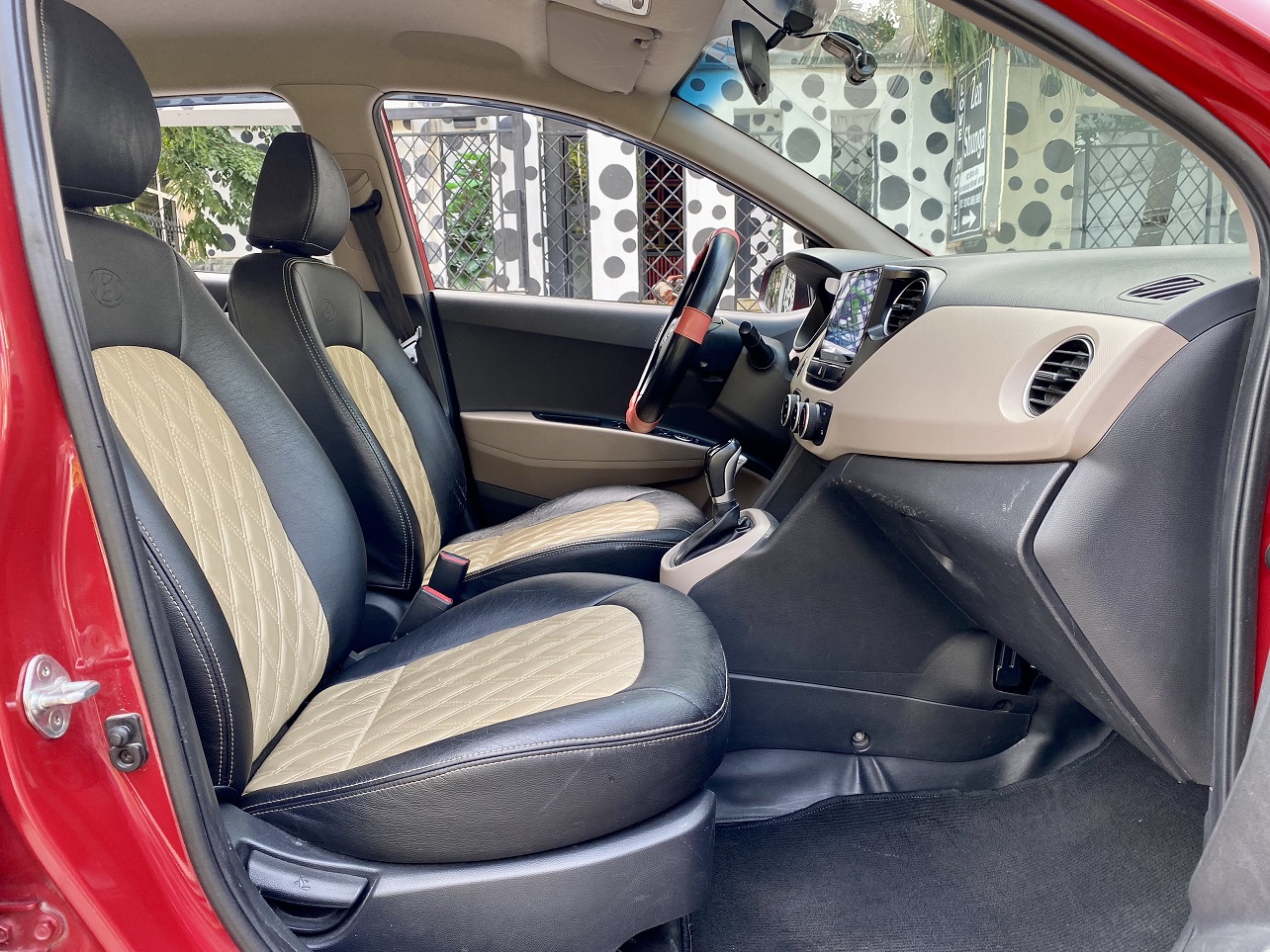 Hyundai I10 1.0AT 2016 màu đỏ (Đã bán)