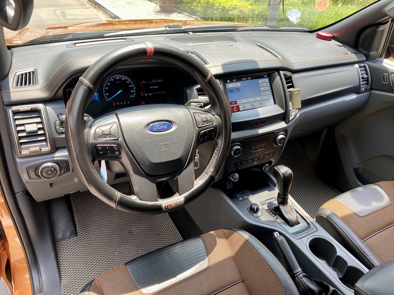 Ford Ranger Wildtrak 3.2L 4x4 AT 2017 màu cam (đã bán)