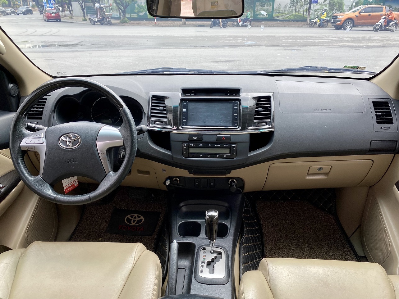 Toyota Fortuner 2.7V 4x2 2015 (đã bán)