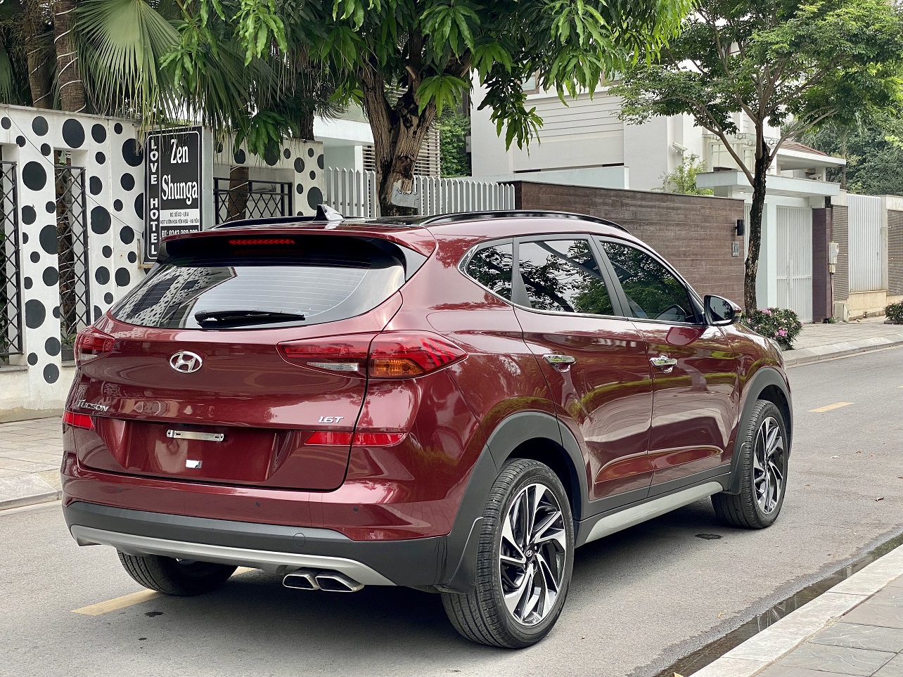 Hyundai Tucson 1.6 Turbo 2021 màu đỏ (đã bán)