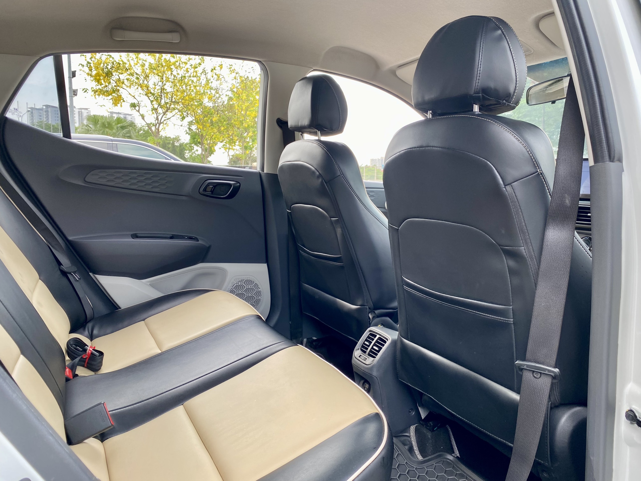 Hyundai I10 1.2 MT 2021 màu trắng (Đã bán)