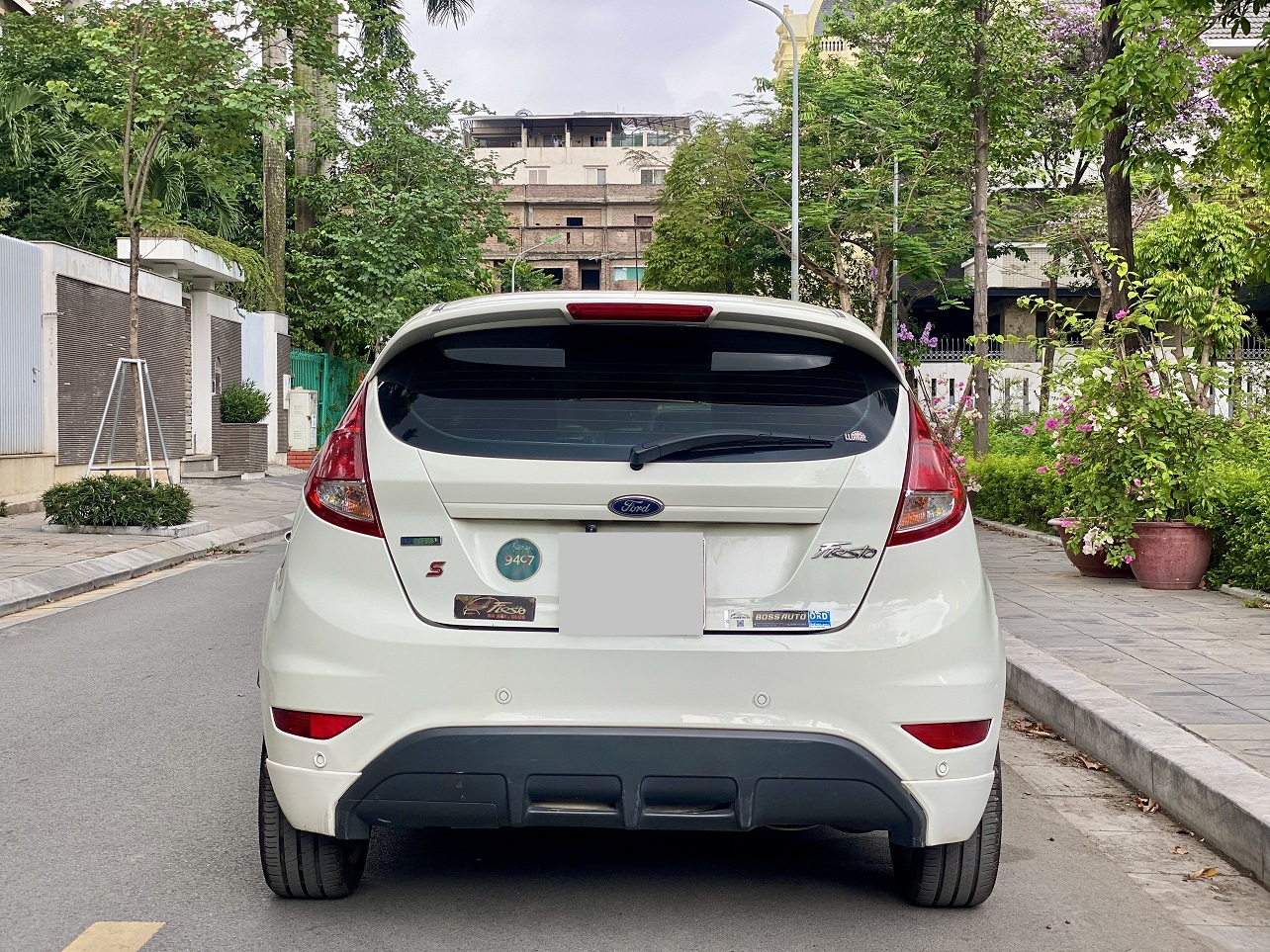 Ford Fiesta 1.0AT Sport 2016 màu trắng (Đã bán)